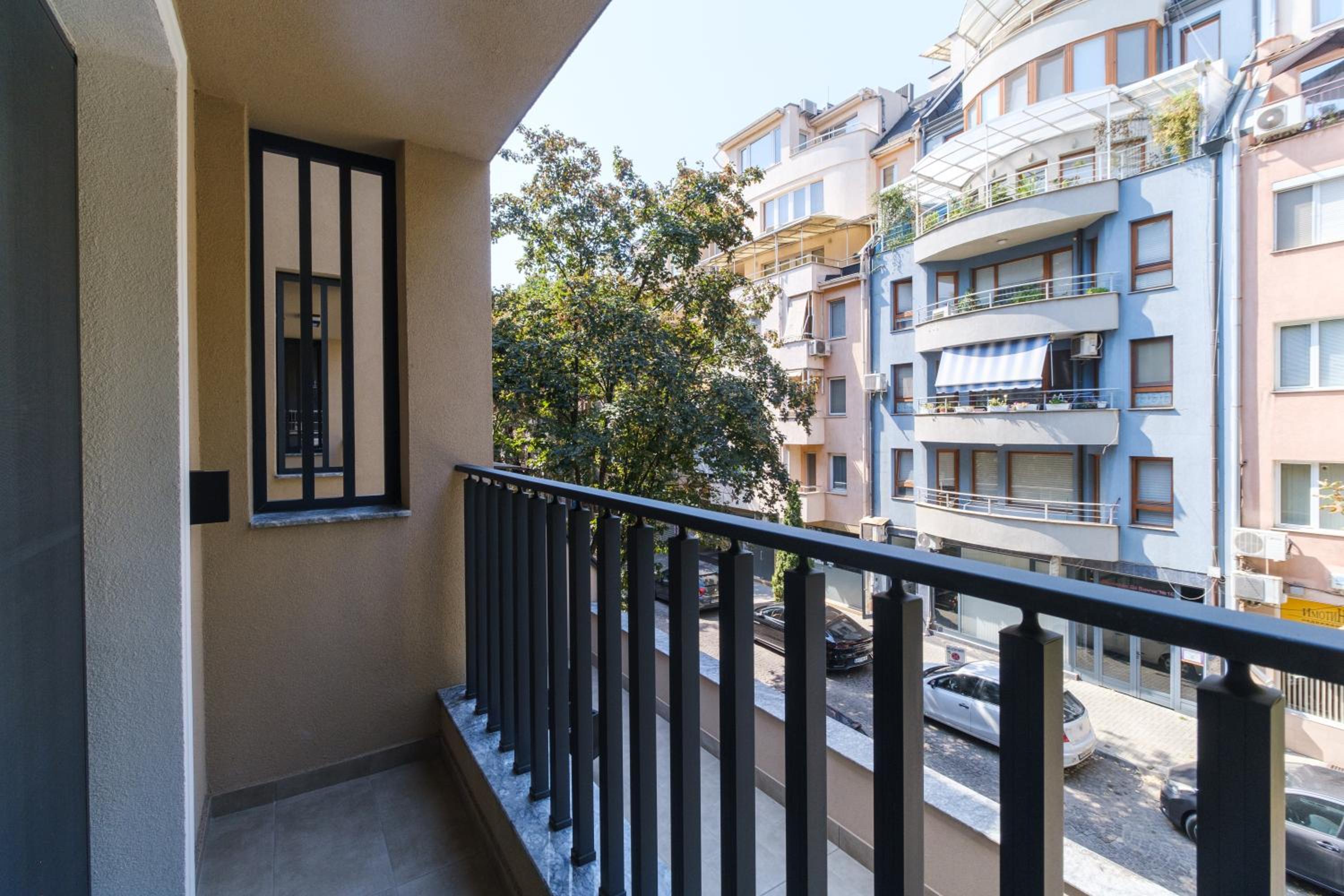 LDV 13 1-Bedroom Apartments Free private parking
