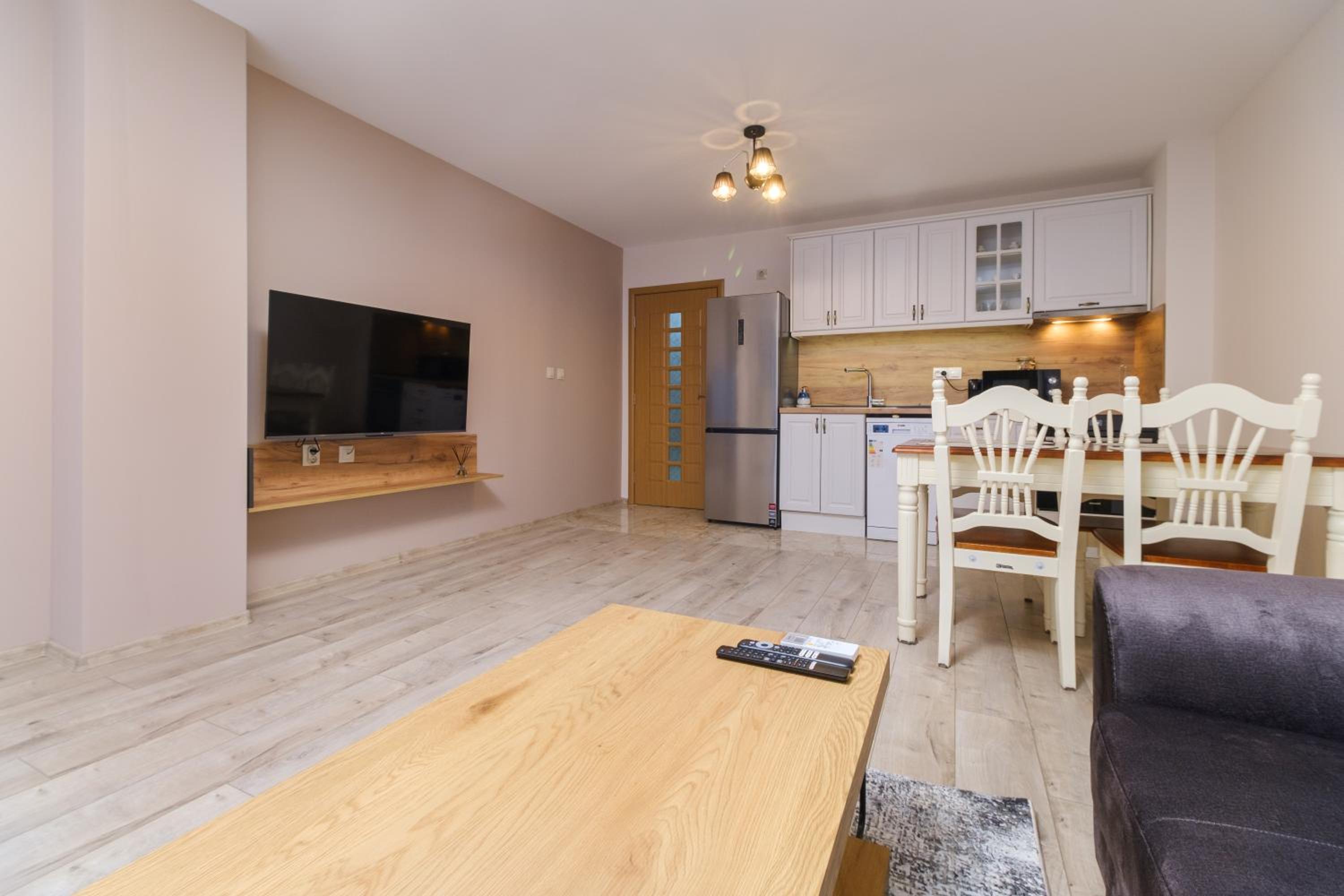 LDV 13 1-Bedroom Apartments Free private parking