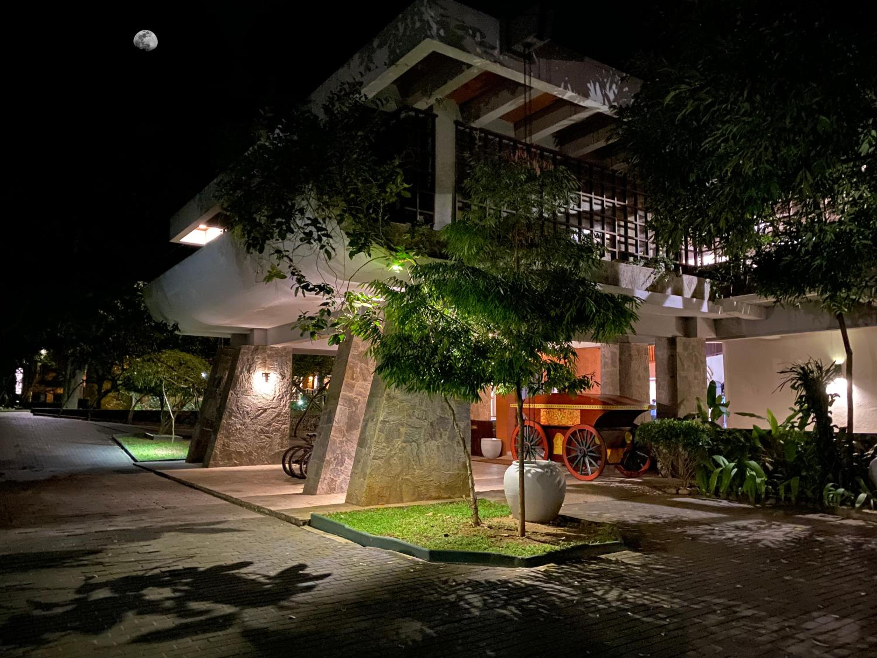 Grand Udawalawe Safari Resort
