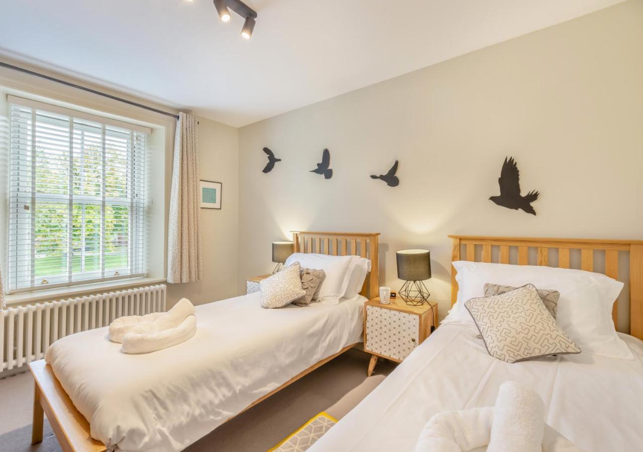 3 Bed in Carperby oc-ds058