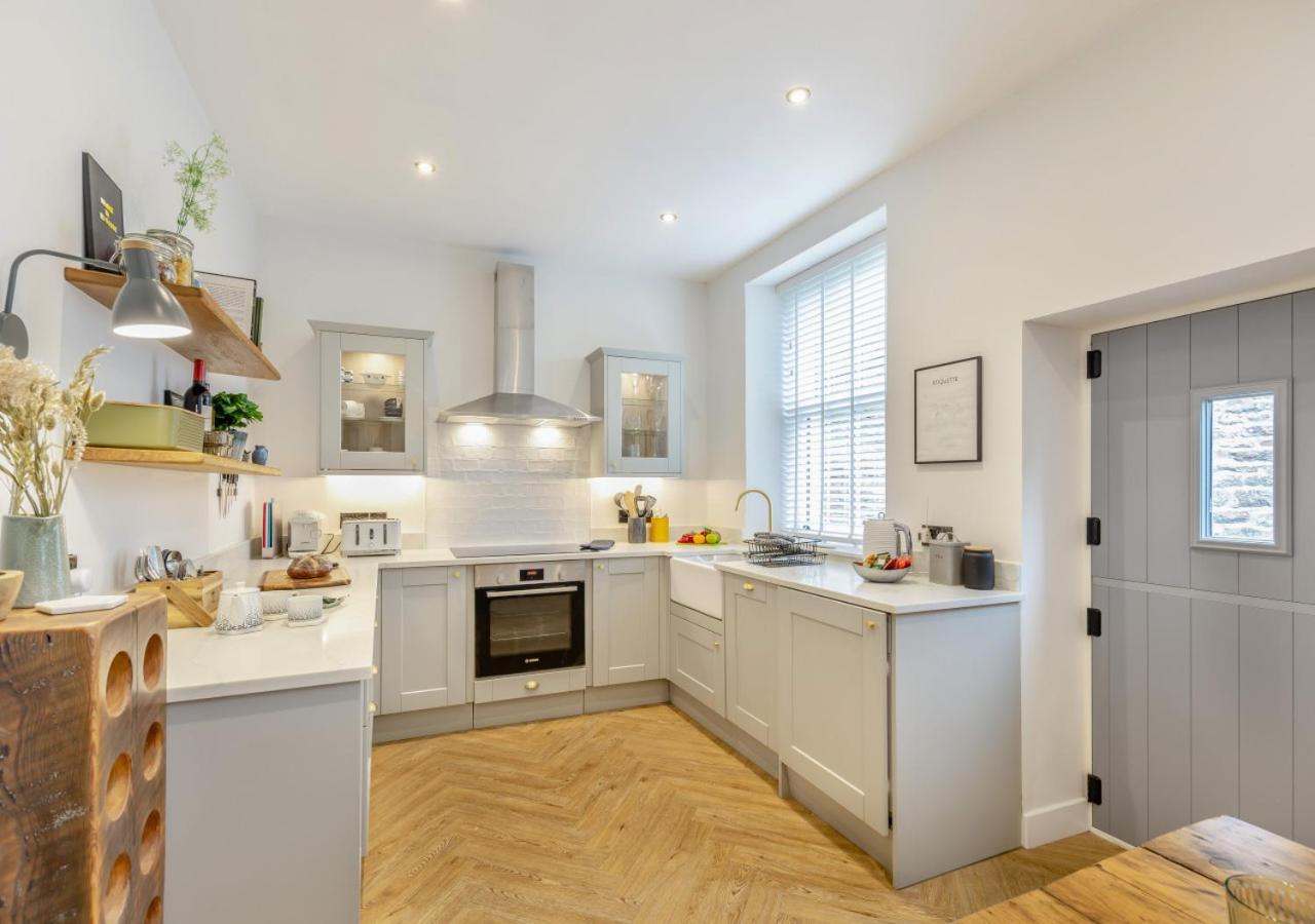 3 Bed in Carperby oc-ds058