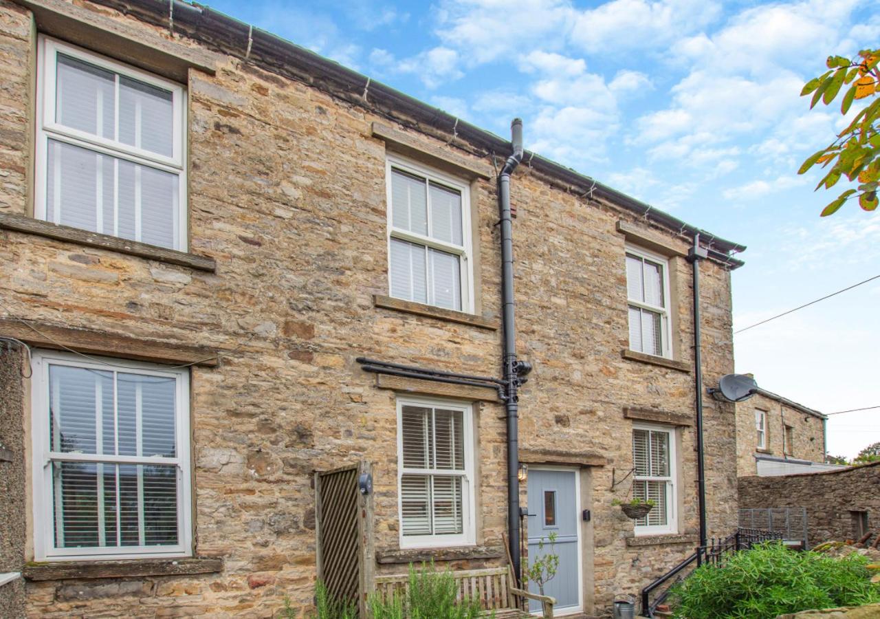 3 Bed in Carperby oc-ds058