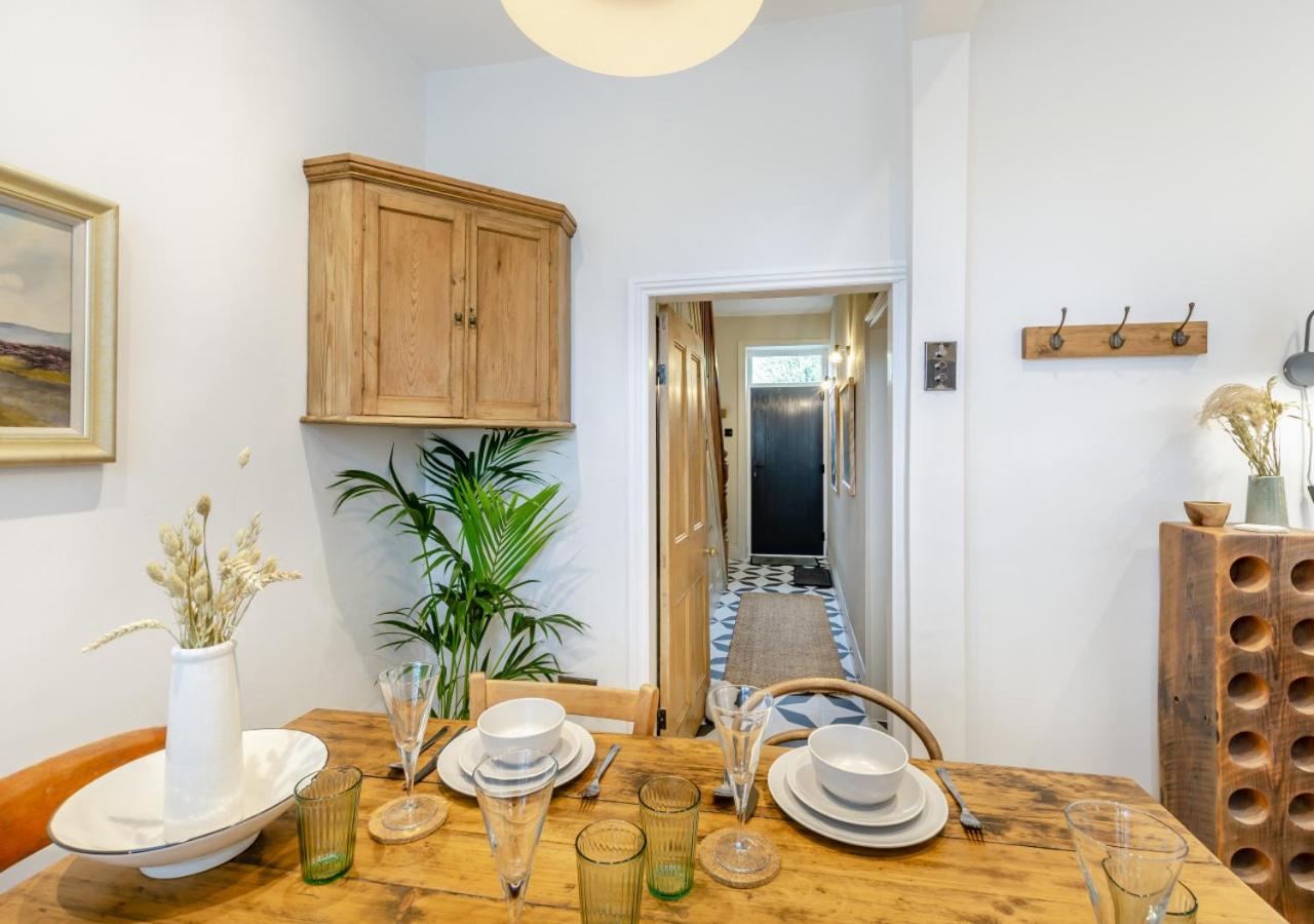 3 Bed in Carperby oc-ds058