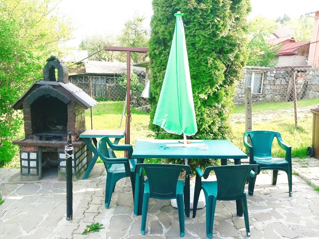 Casa Claudiu Busteni