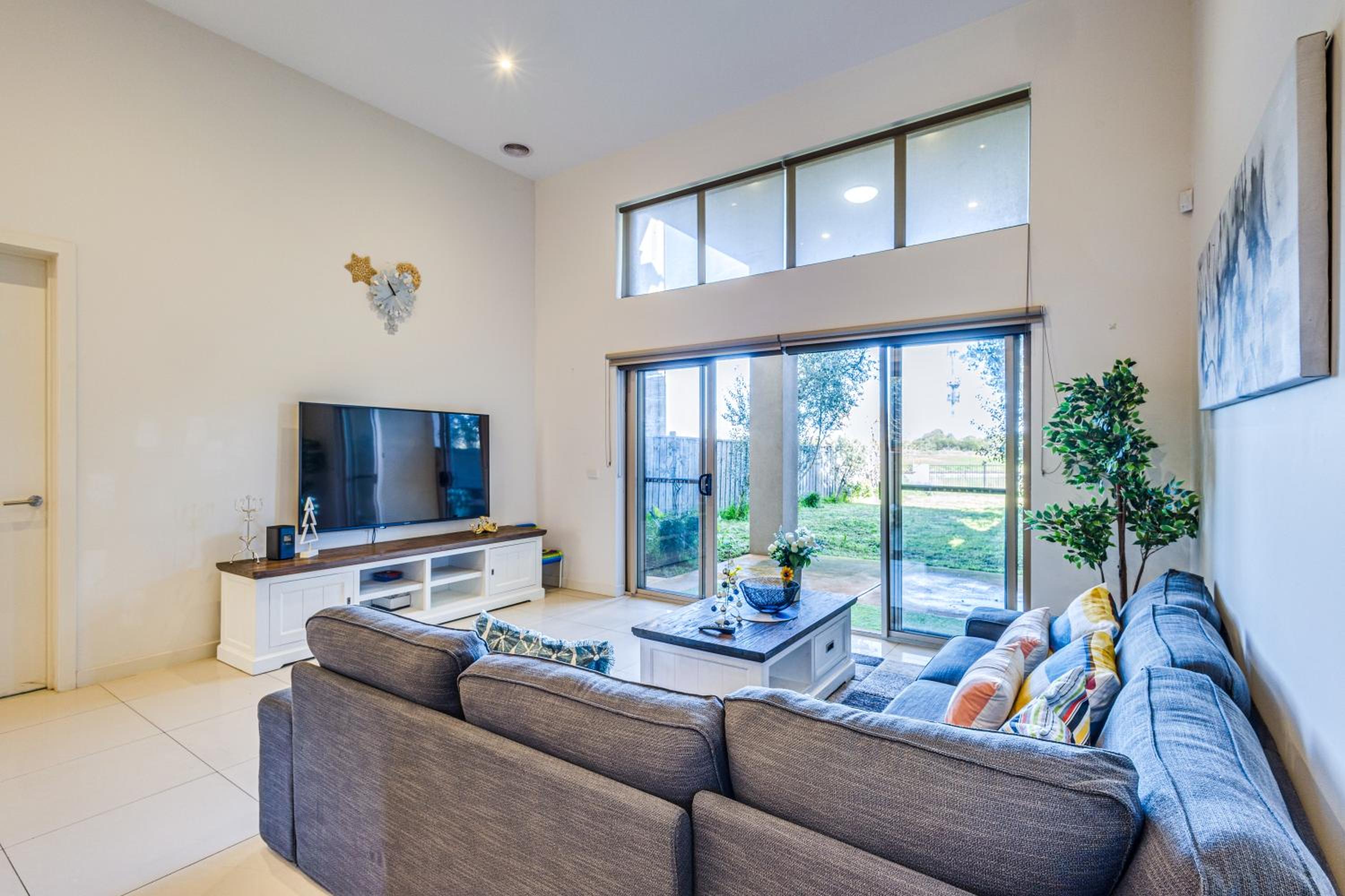 StayAU 3BR Cozy Retreat Point Cook Golf Nearby