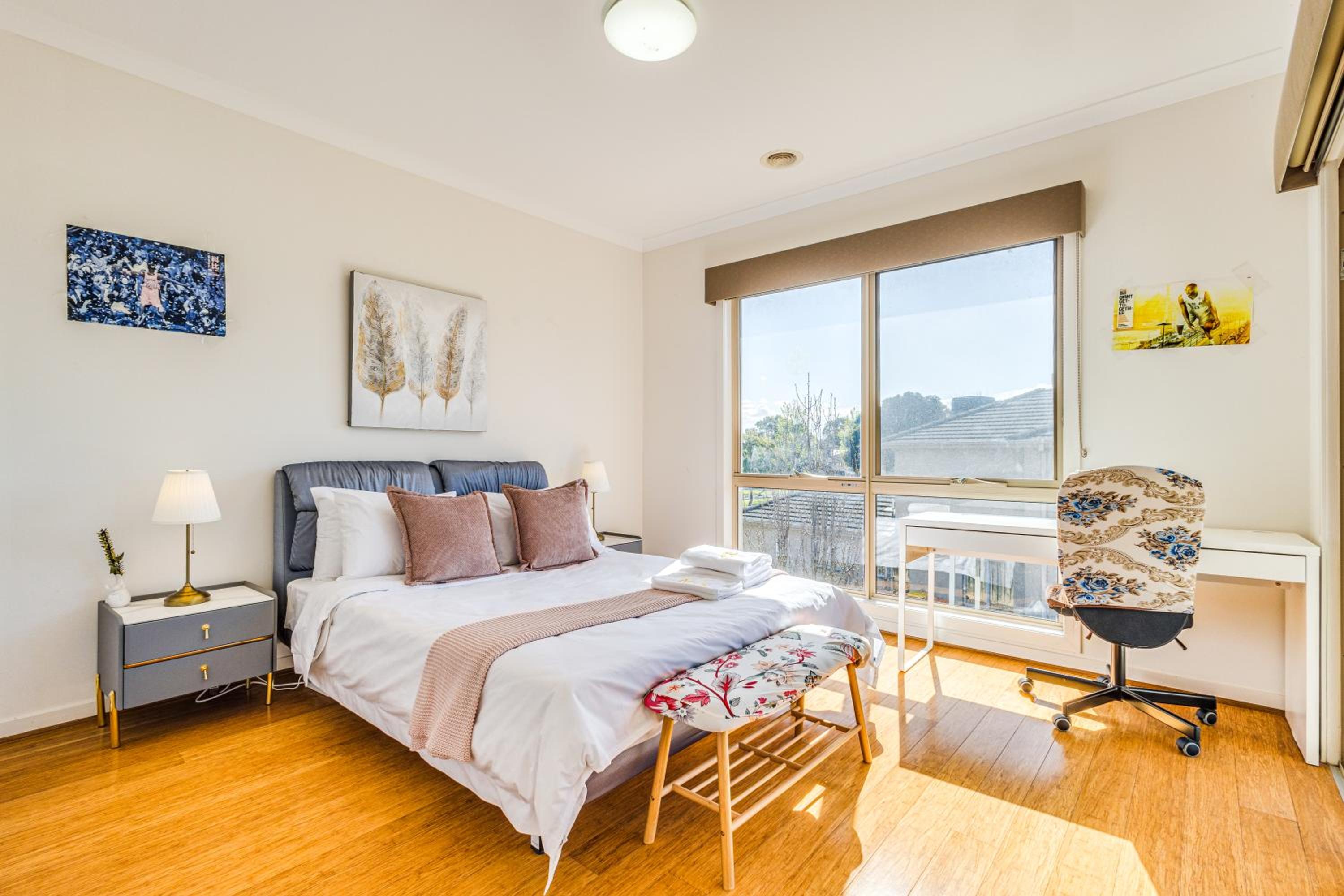 StayAU 3BR Cozy Retreat Point Cook Golf Nearby
