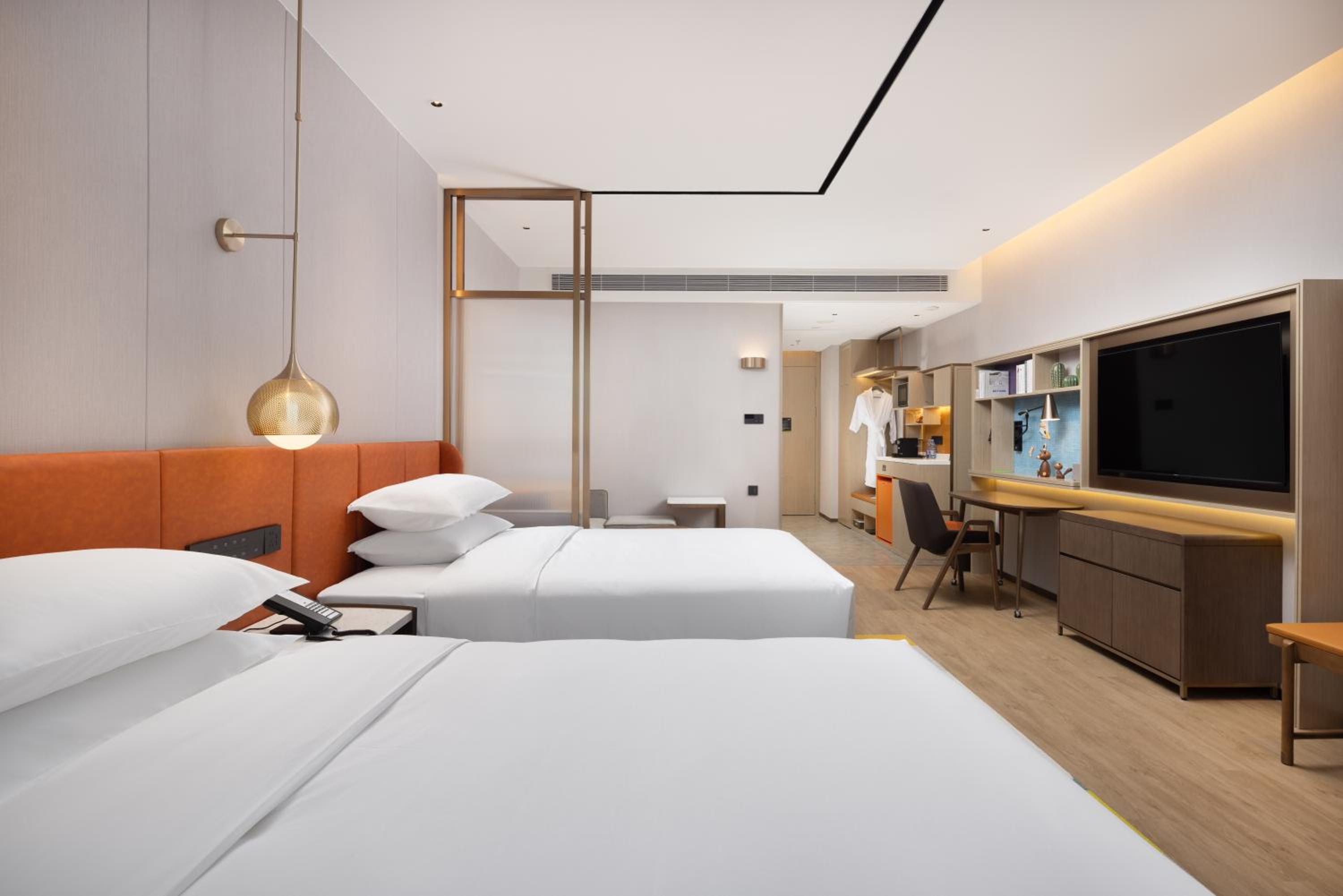 Home2 Suite by Hilton Jingjiang Binjiang New Town