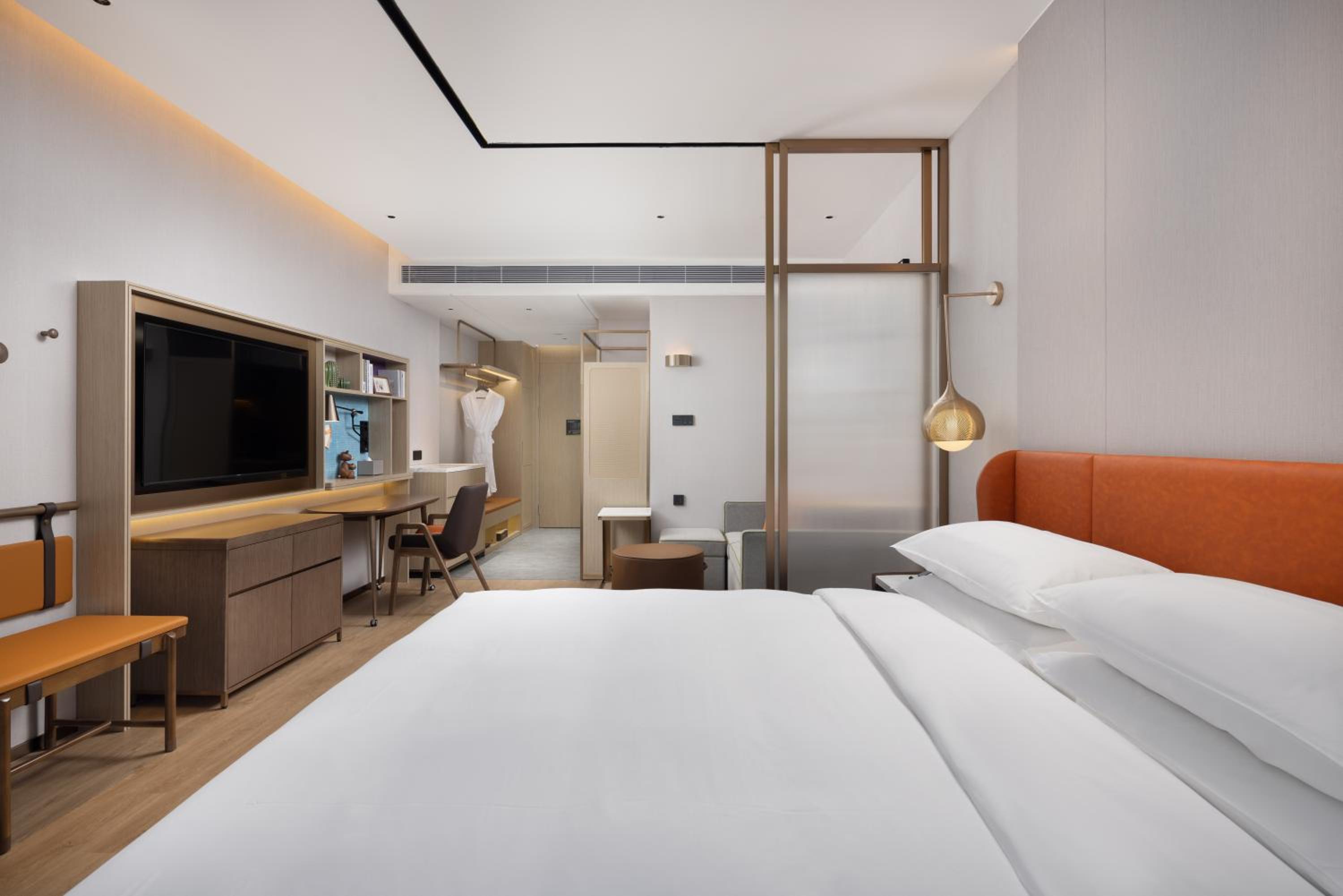 Home2 Suite by Hilton Jingjiang Binjiang New Town