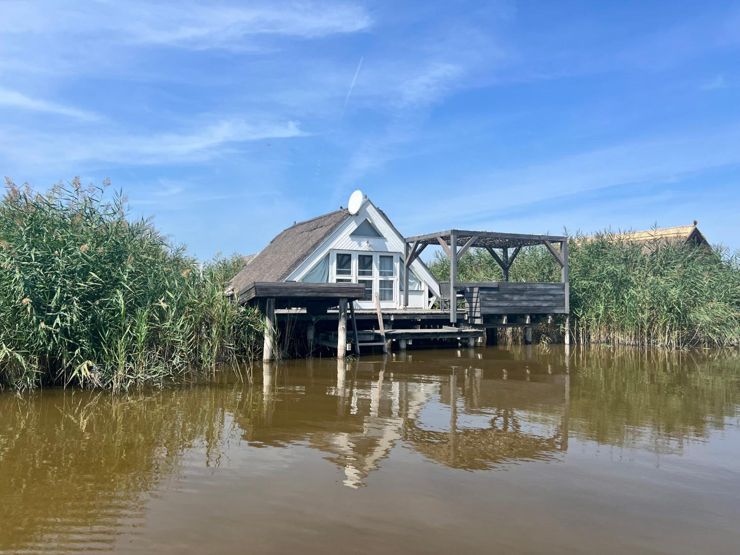 Seehütte Neusiedlersee inklusive Elektroboot