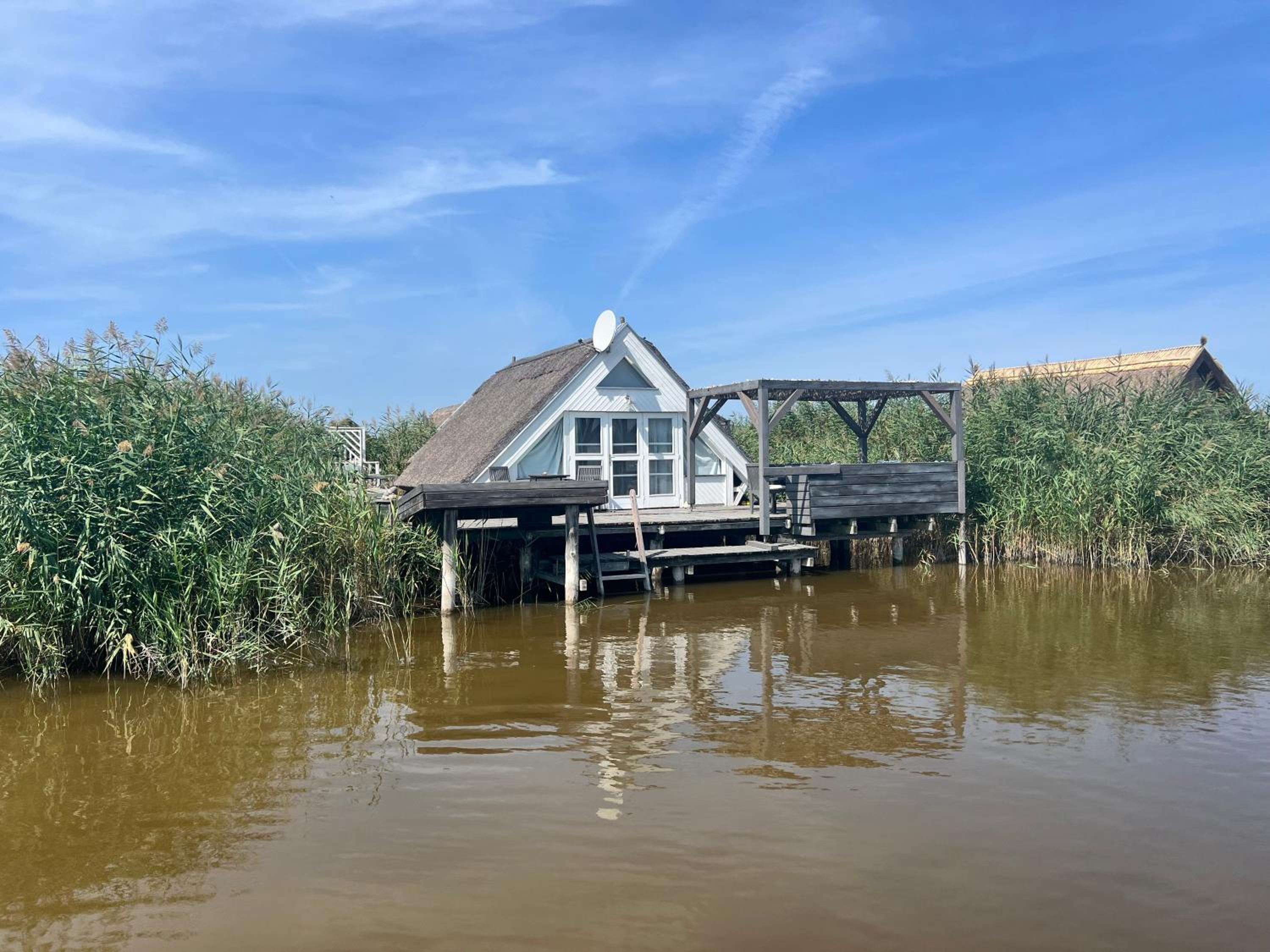 Seehütte Neusiedlersee inklusive Elektroboot