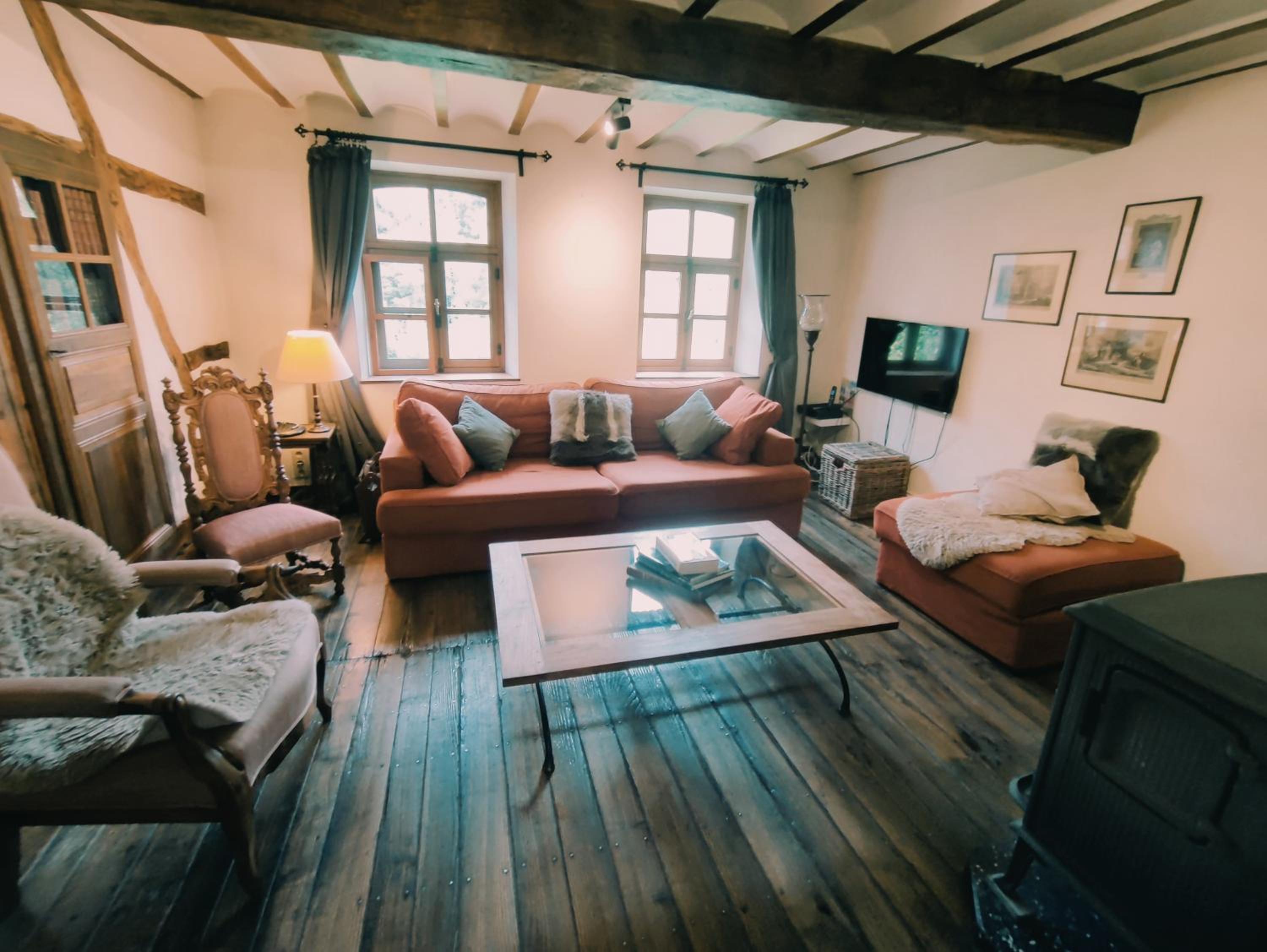 Le Trou 14, Ancienne ferme dans la nature avec bain nordique