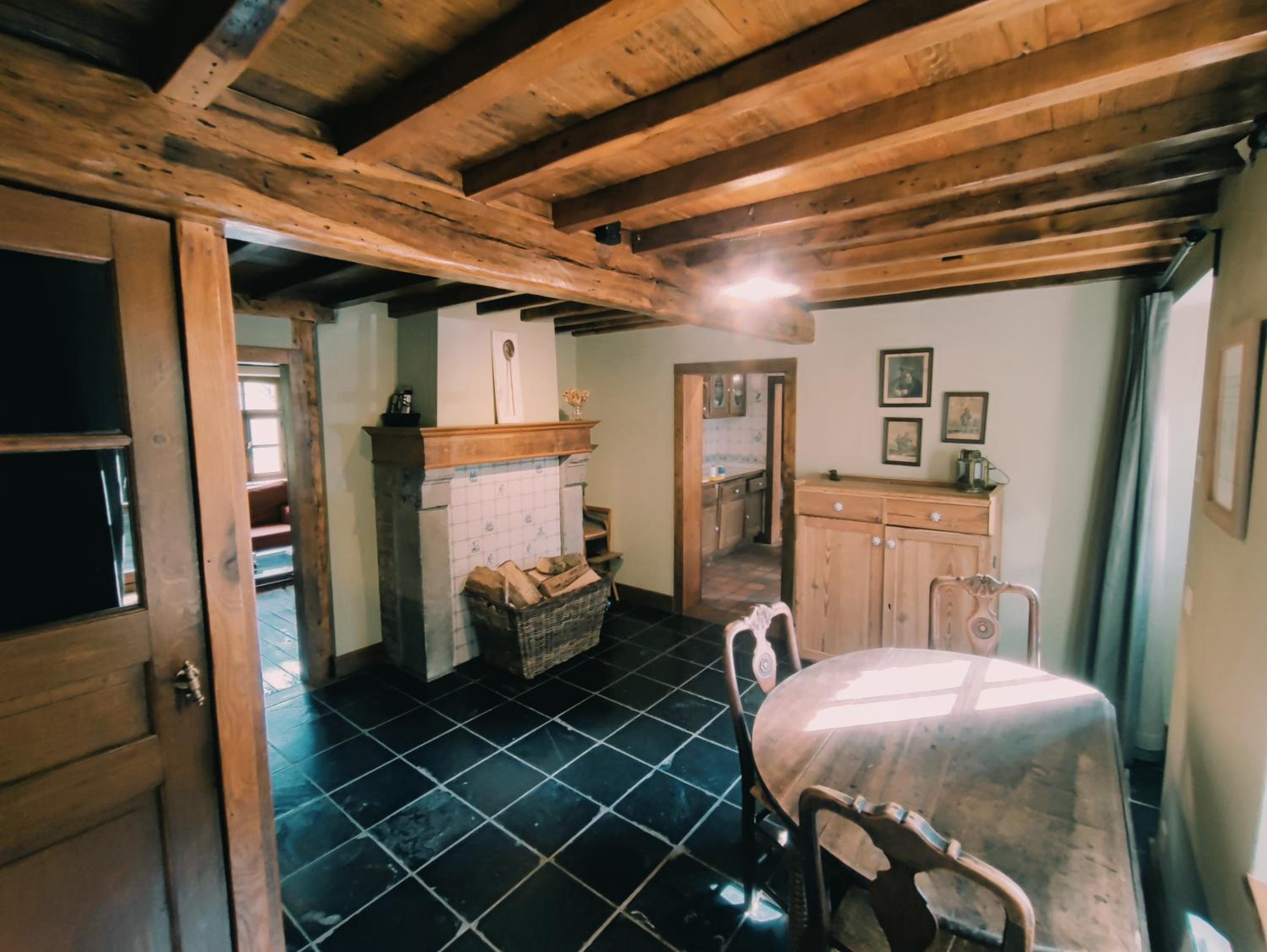 Le Trou 14, Ancienne ferme dans la nature avec bain nordique