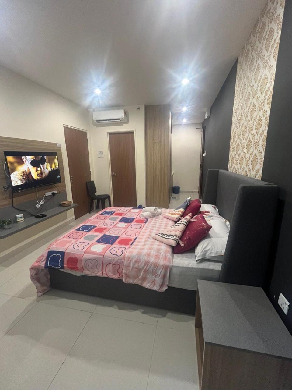 Yenbear Homestay Kozi Square Kuching Sarawak photo 2