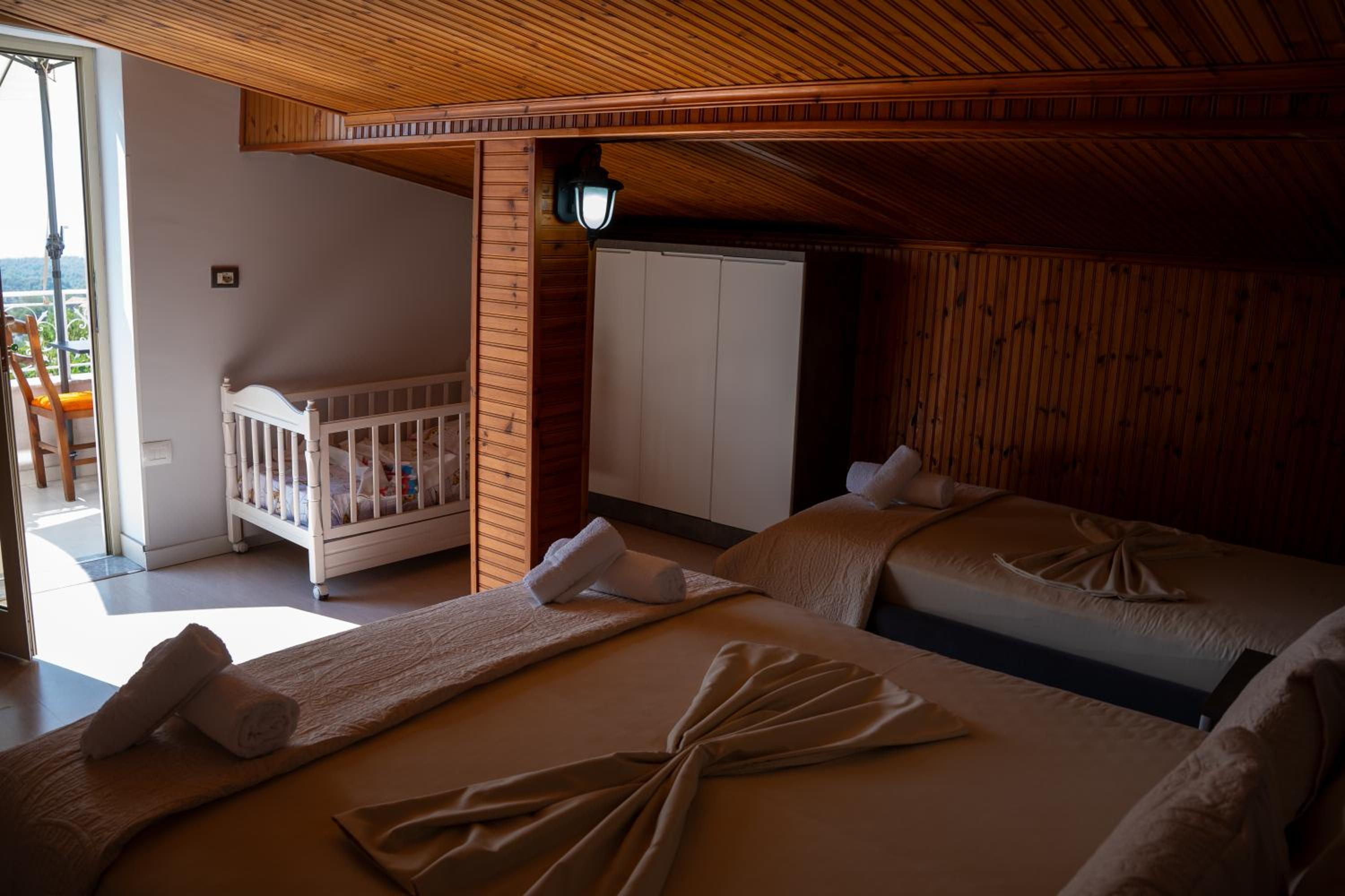 Alesio Guest House