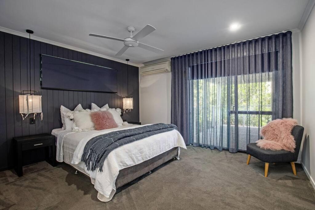Noosa Family Beach Retreat! Dog Friendly
