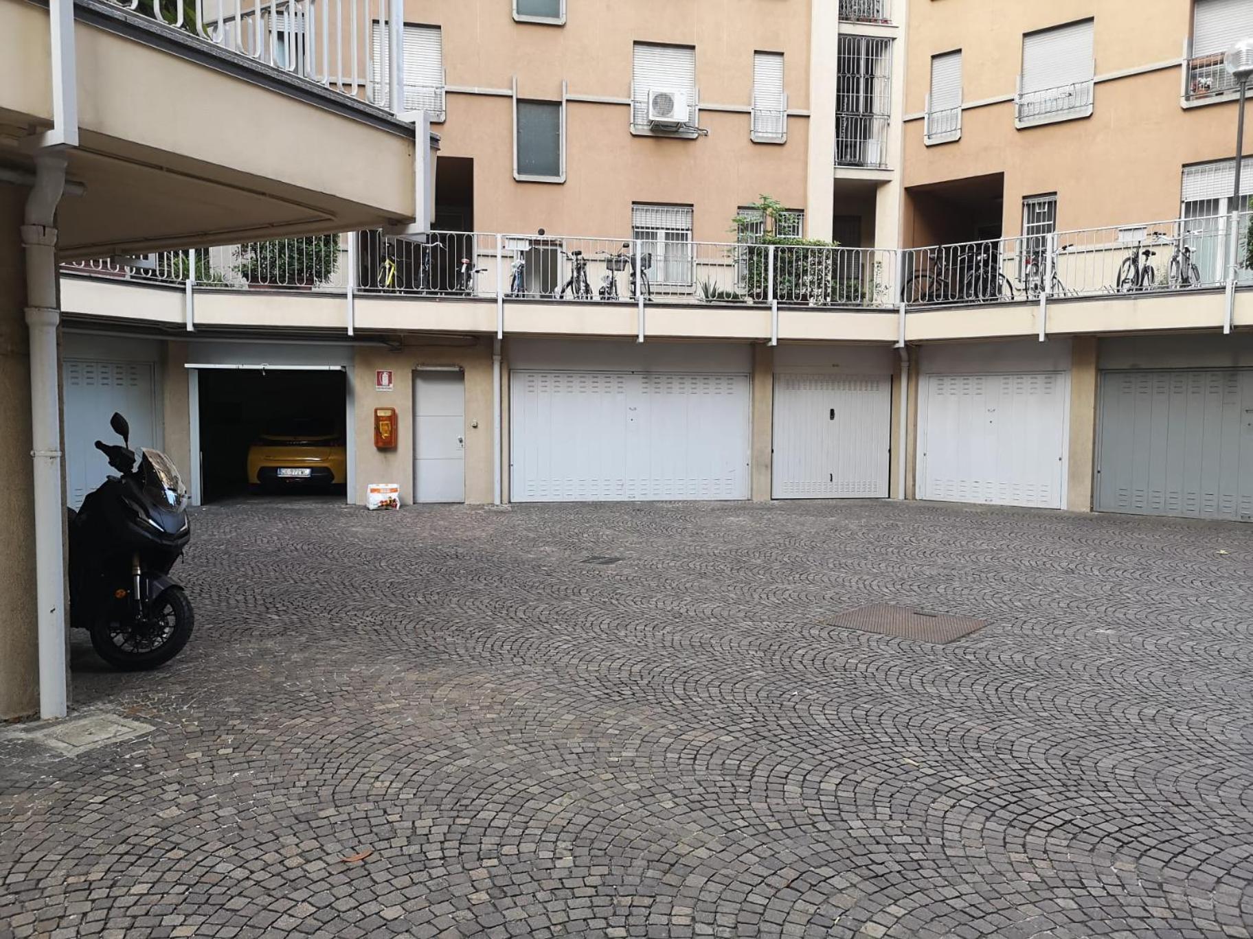 Appartamento Cadolini - Secured Parking! - Duomo in 20 min - Quiteness and Garden
