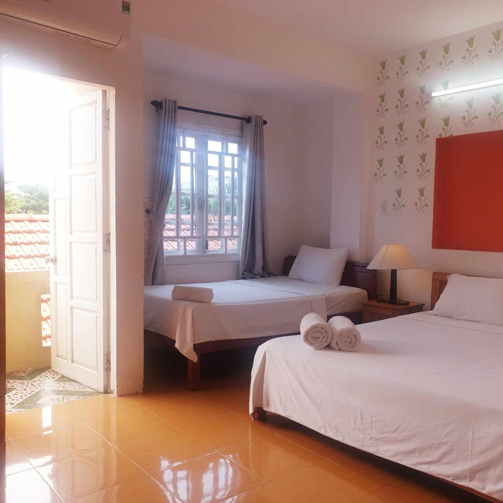 Cua Dai Beach Homestay
