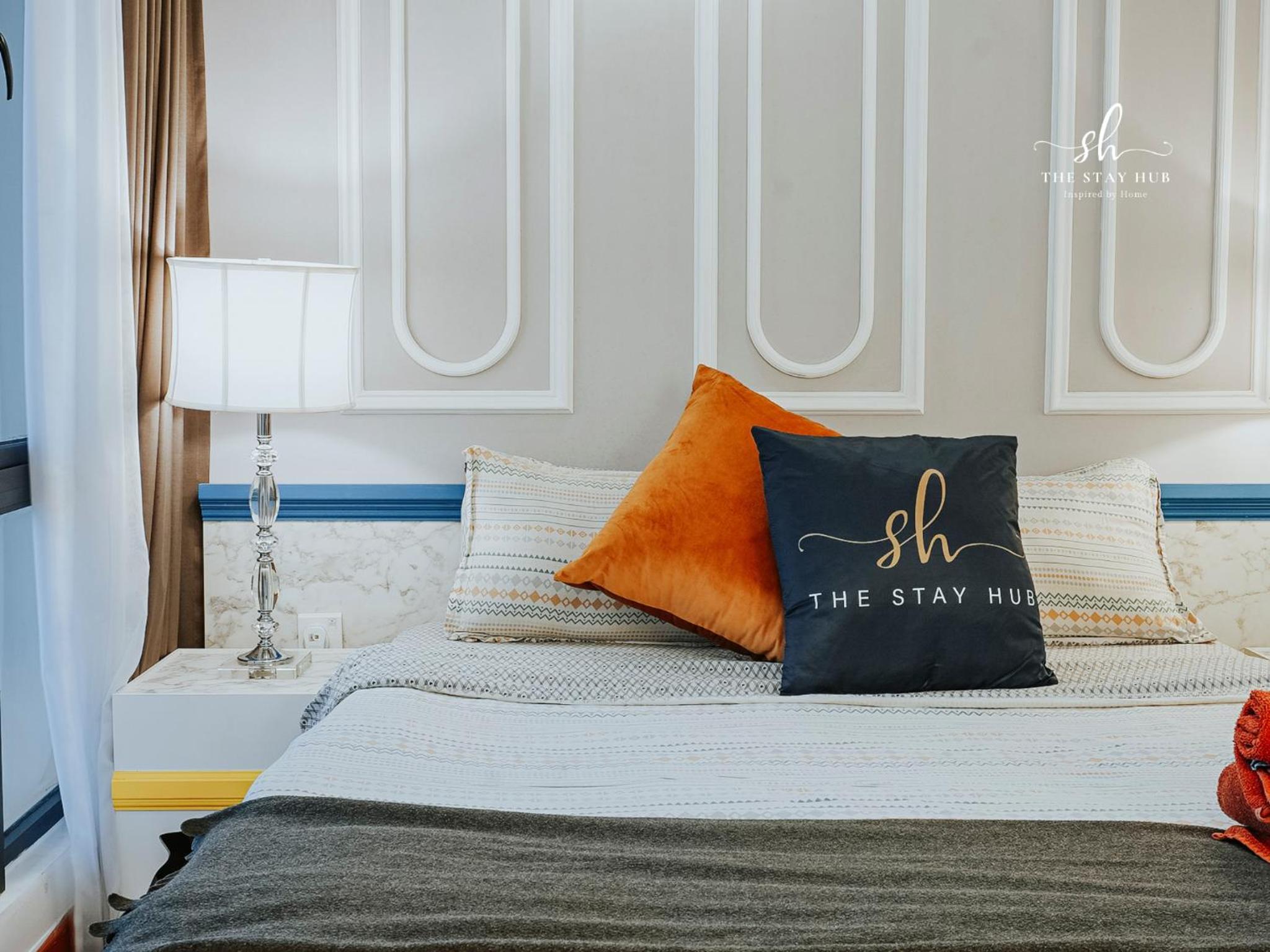 Arte Mont Kiara Luxury Suite with Heated Jacuzzi Pods - Free Parking - Next to MITEC- by The Stay Hub