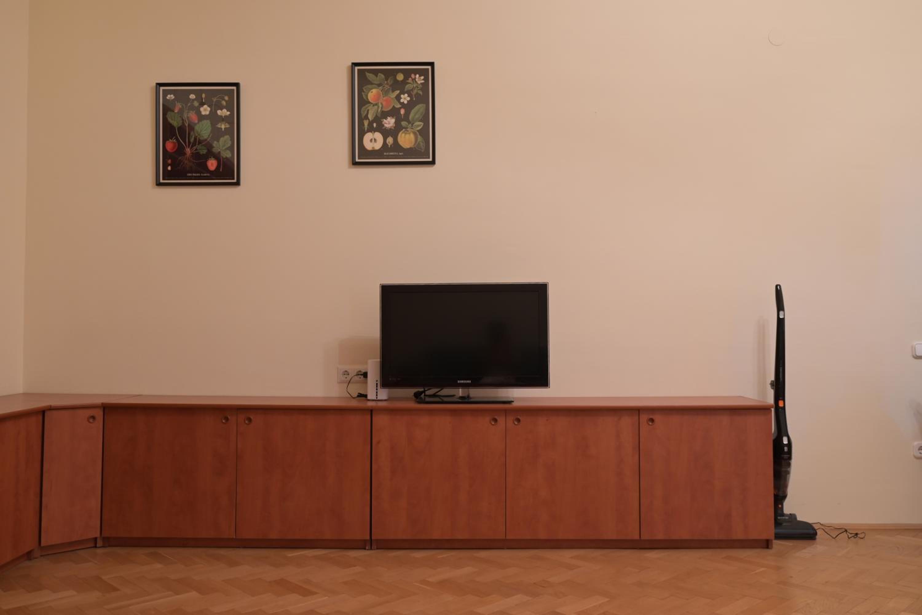 Euro buda house