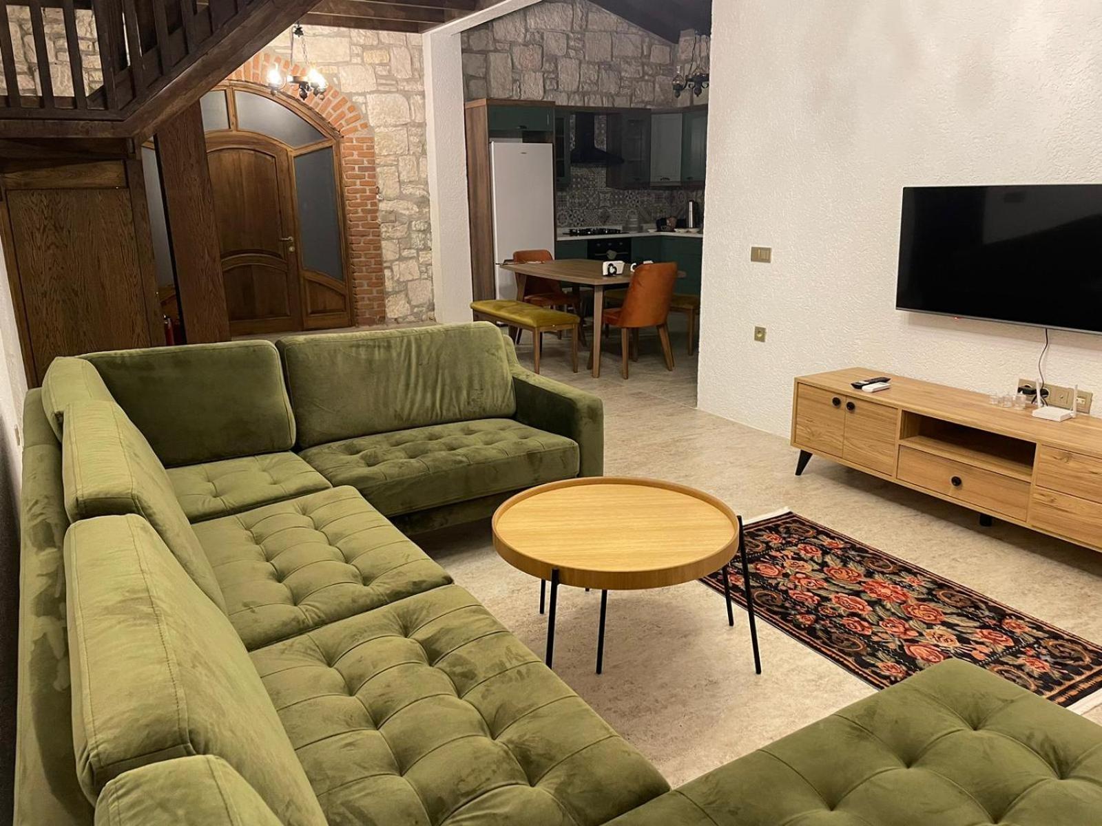 Gülyalı Konakları