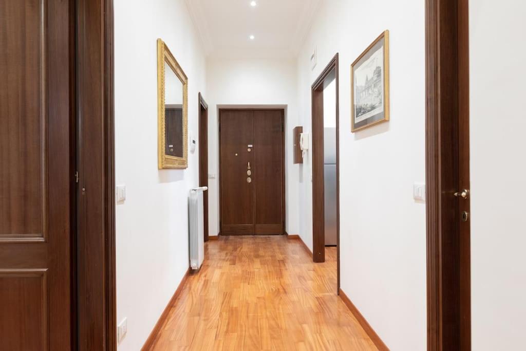 Elegant Salandra Suite