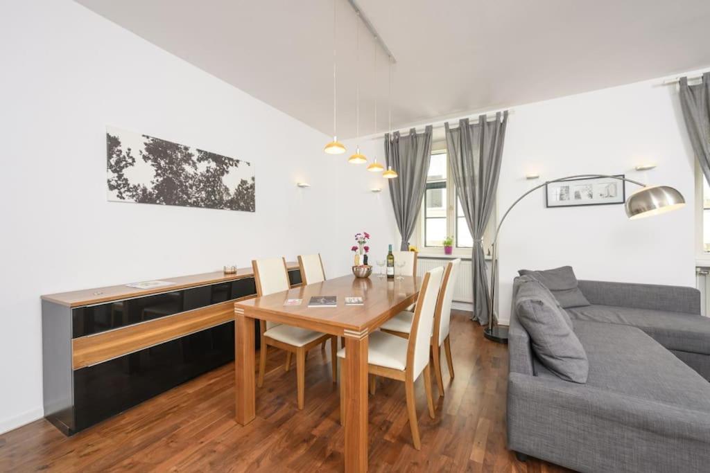 Charming apartment in Center Vienna