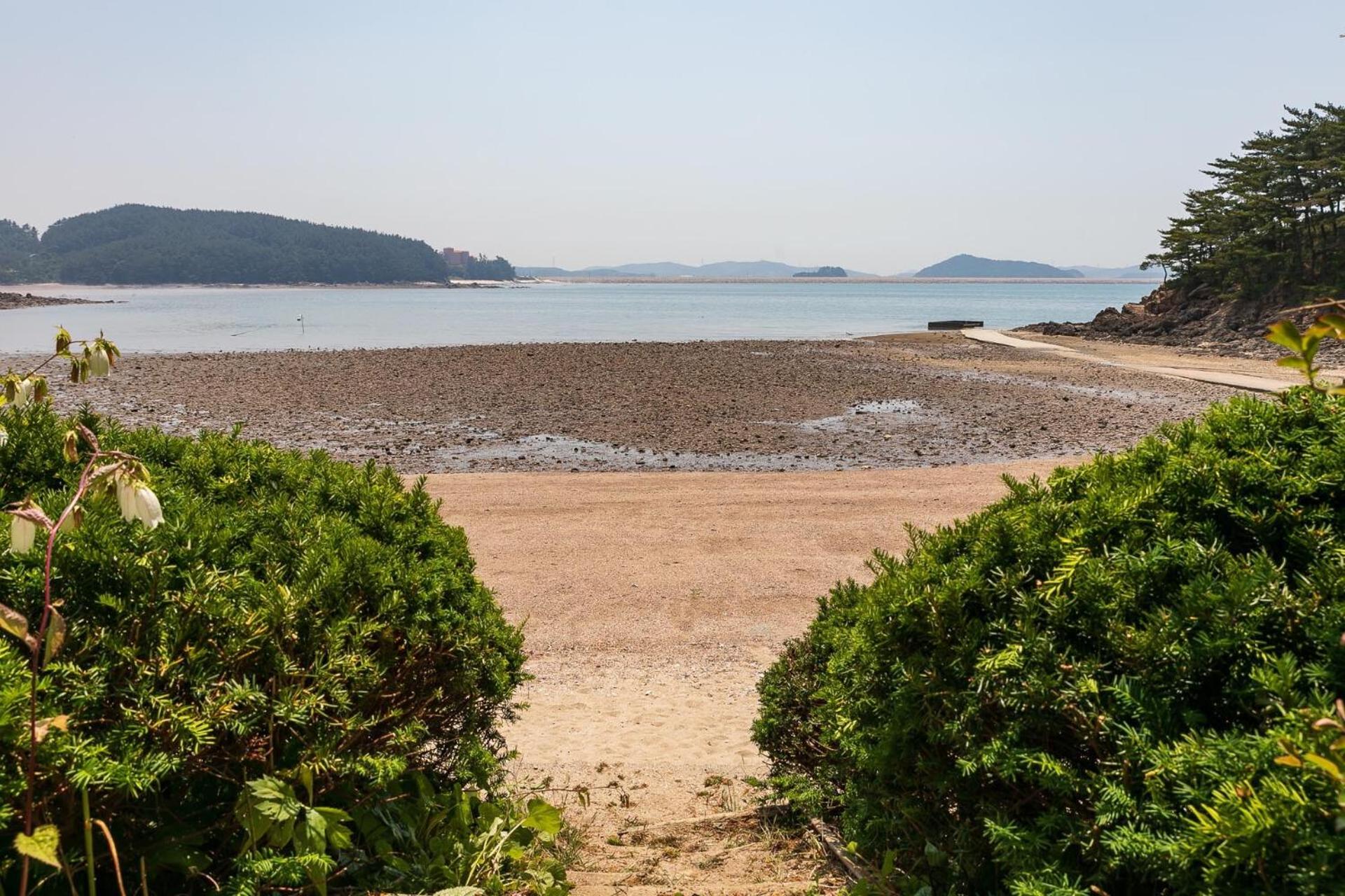 Healing beach pension