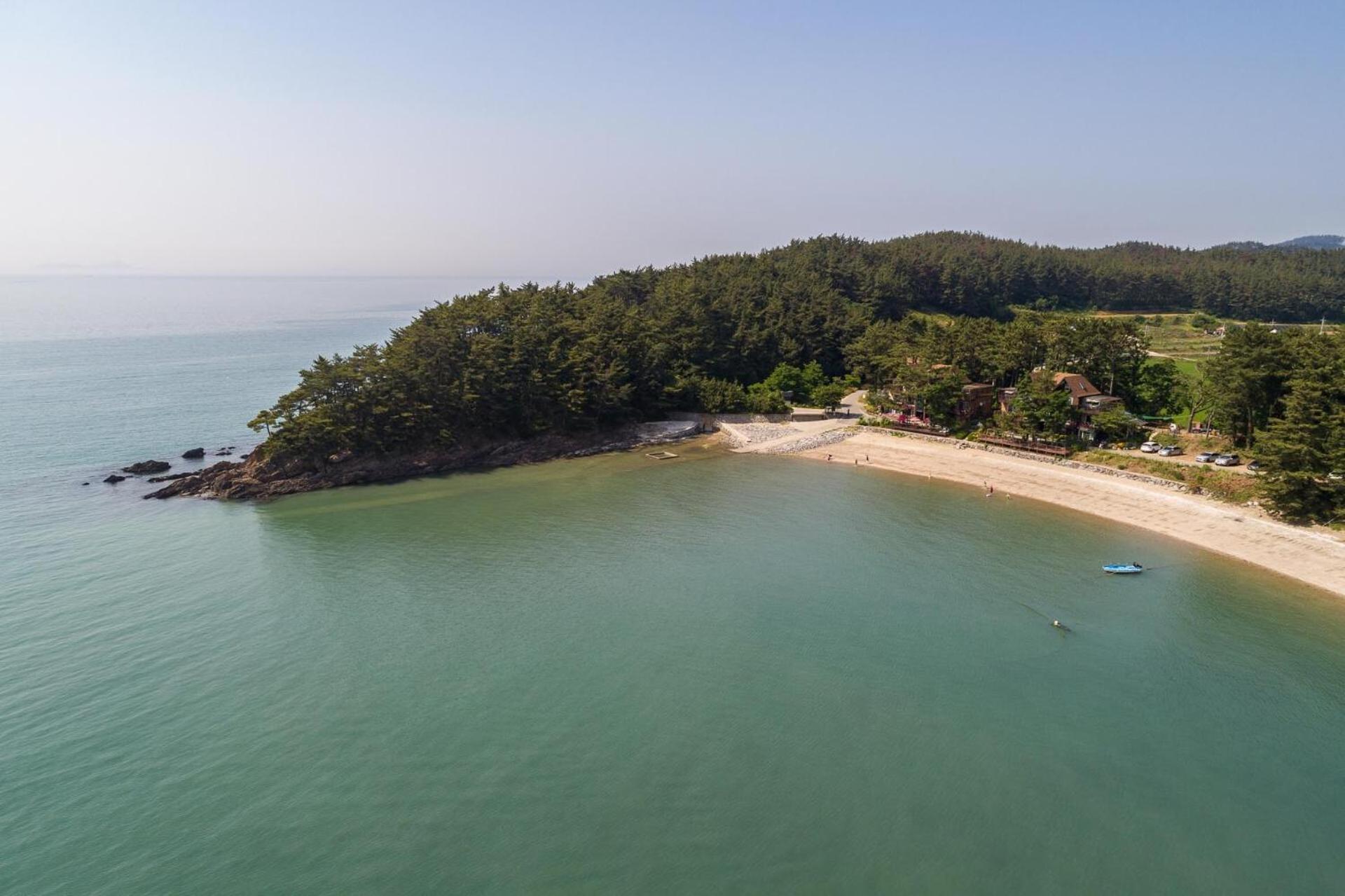 Healing beach pension