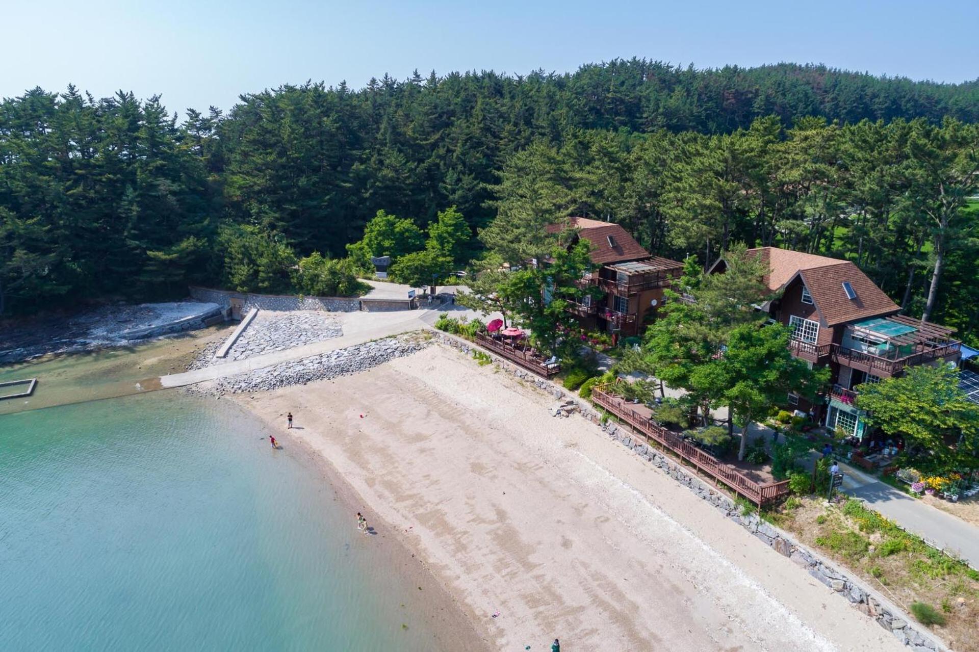 Healing beach pension