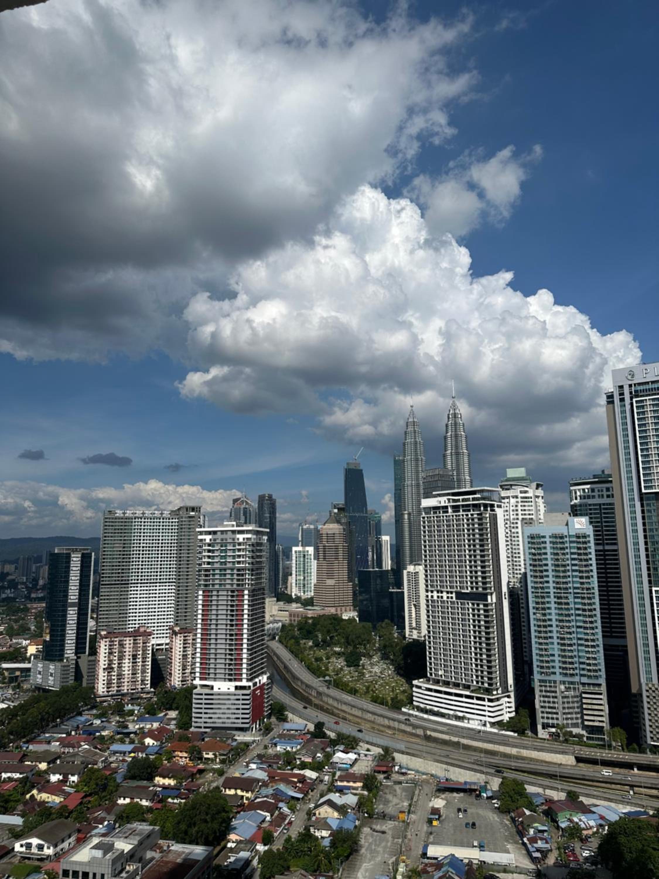 Colony suites klcc by Hibernate