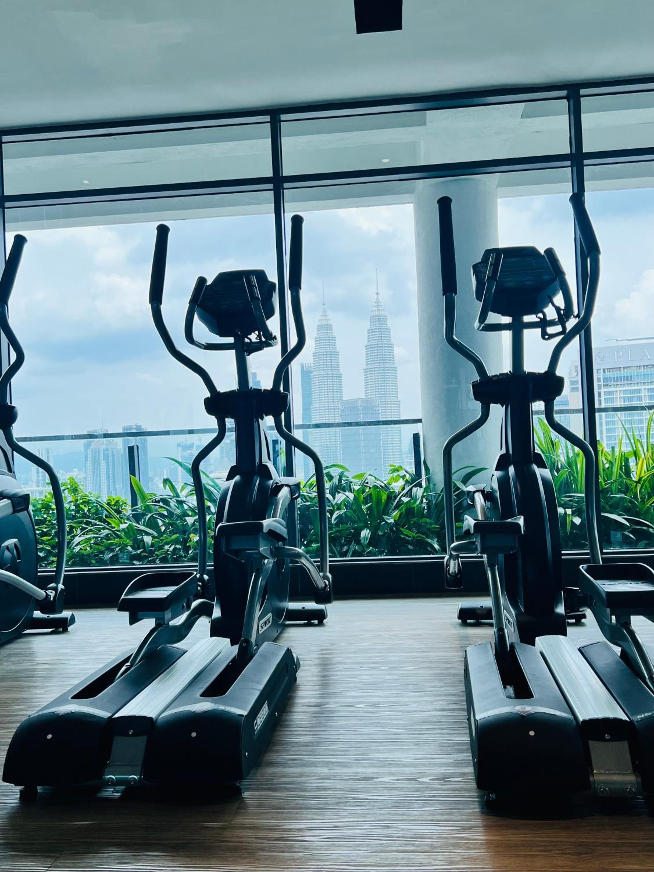 Colony suites klcc by Hibernate