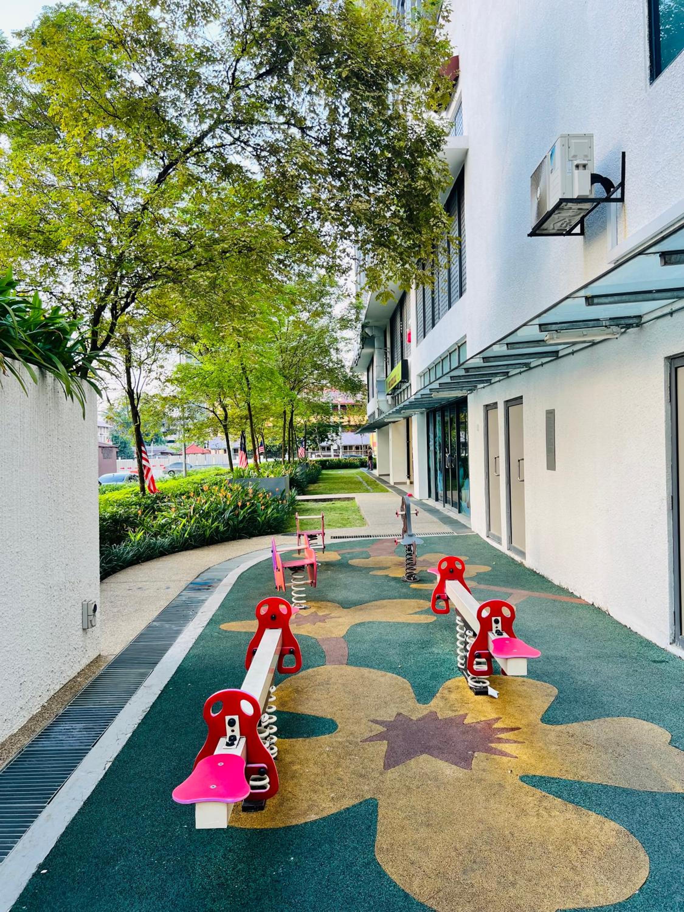 Colony suites klcc by Hibernate
