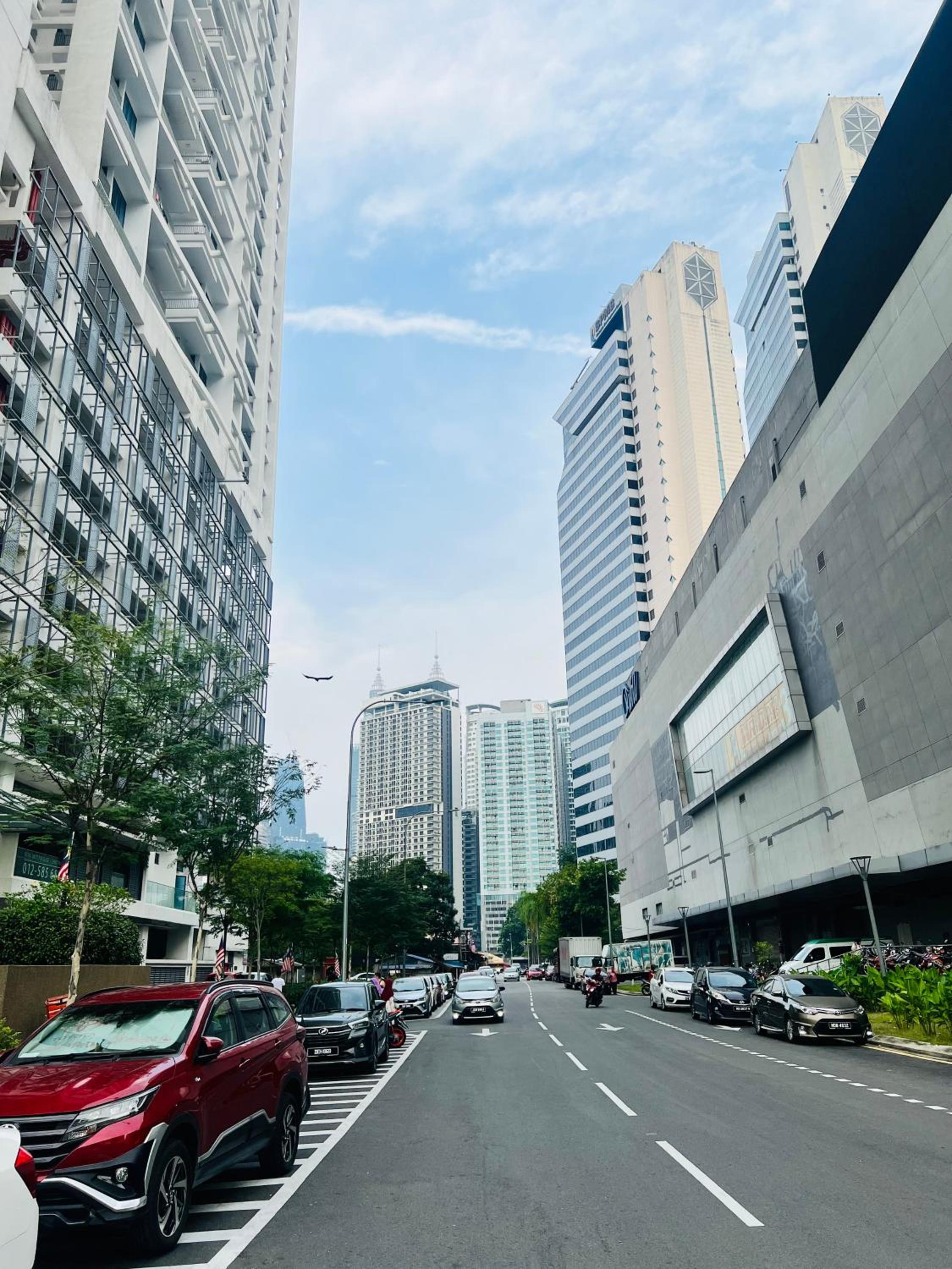 Colony suites klcc by Hibernate