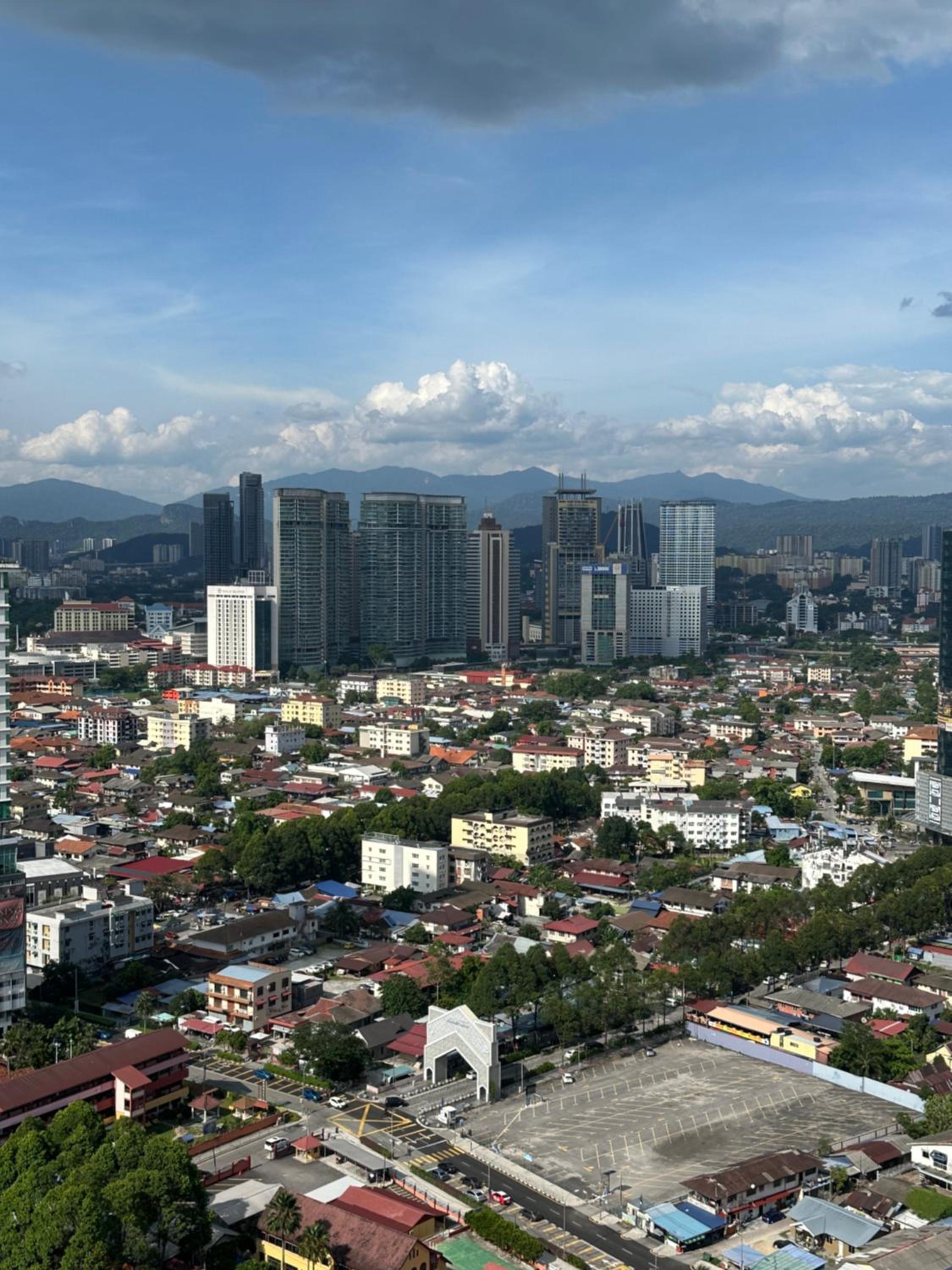 Colony suites klcc by Hibernate