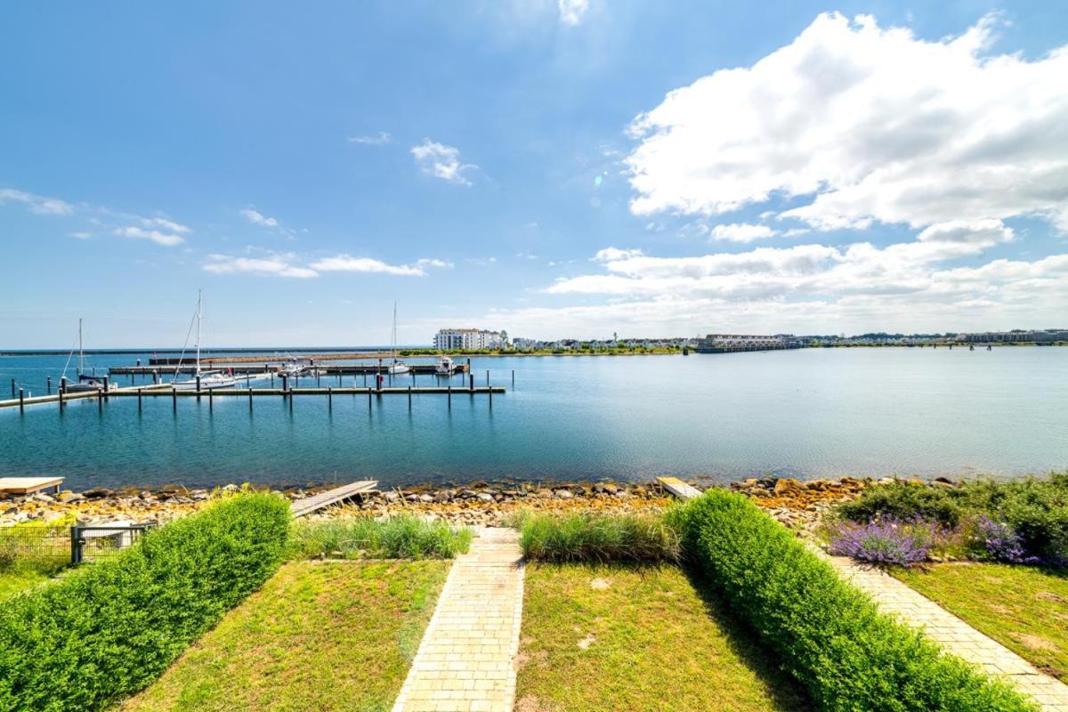 Dockside - Ostseeurlaub am Yachthafen