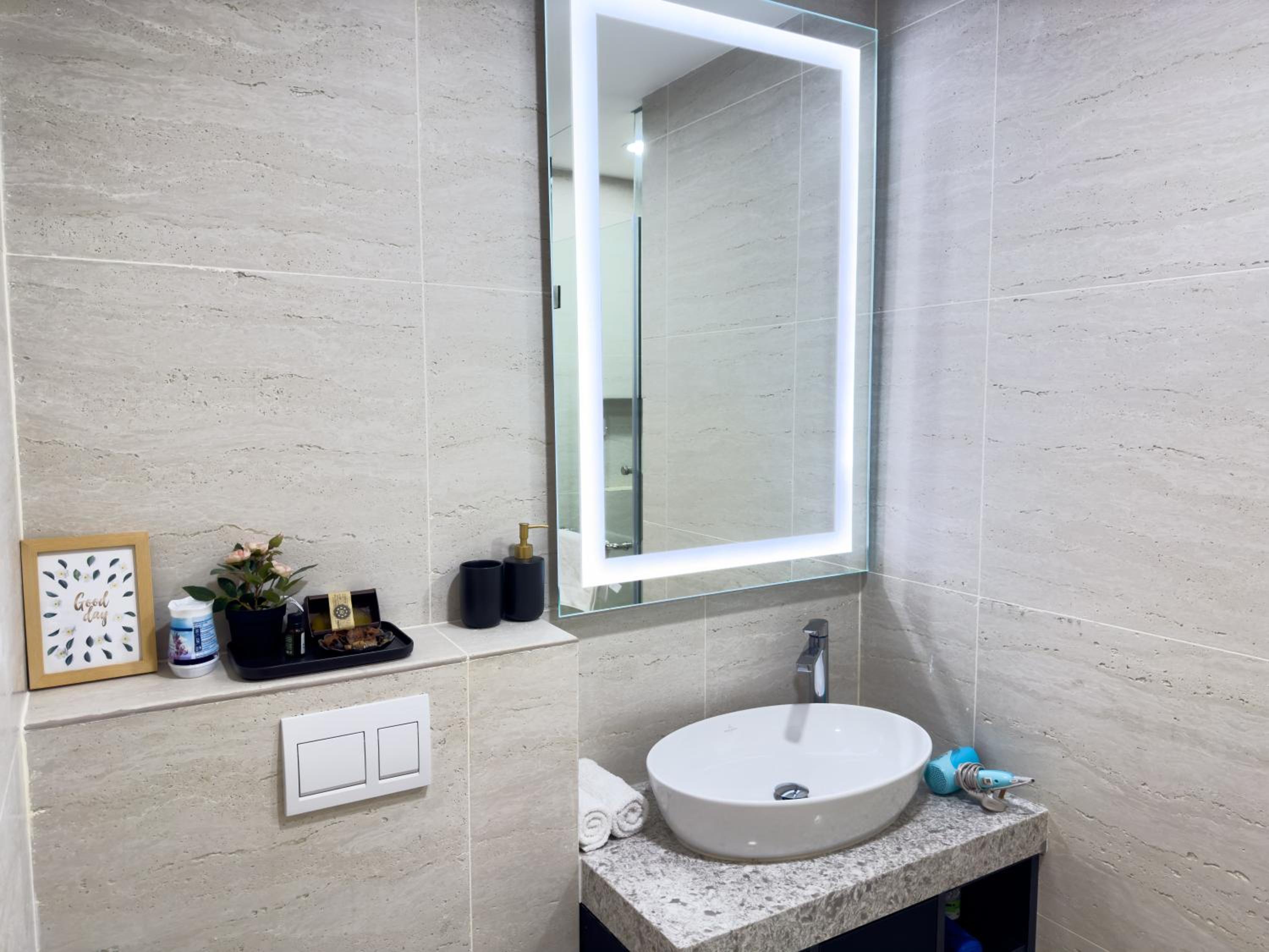 Family comfy 2BR at Star residence2 KLCC