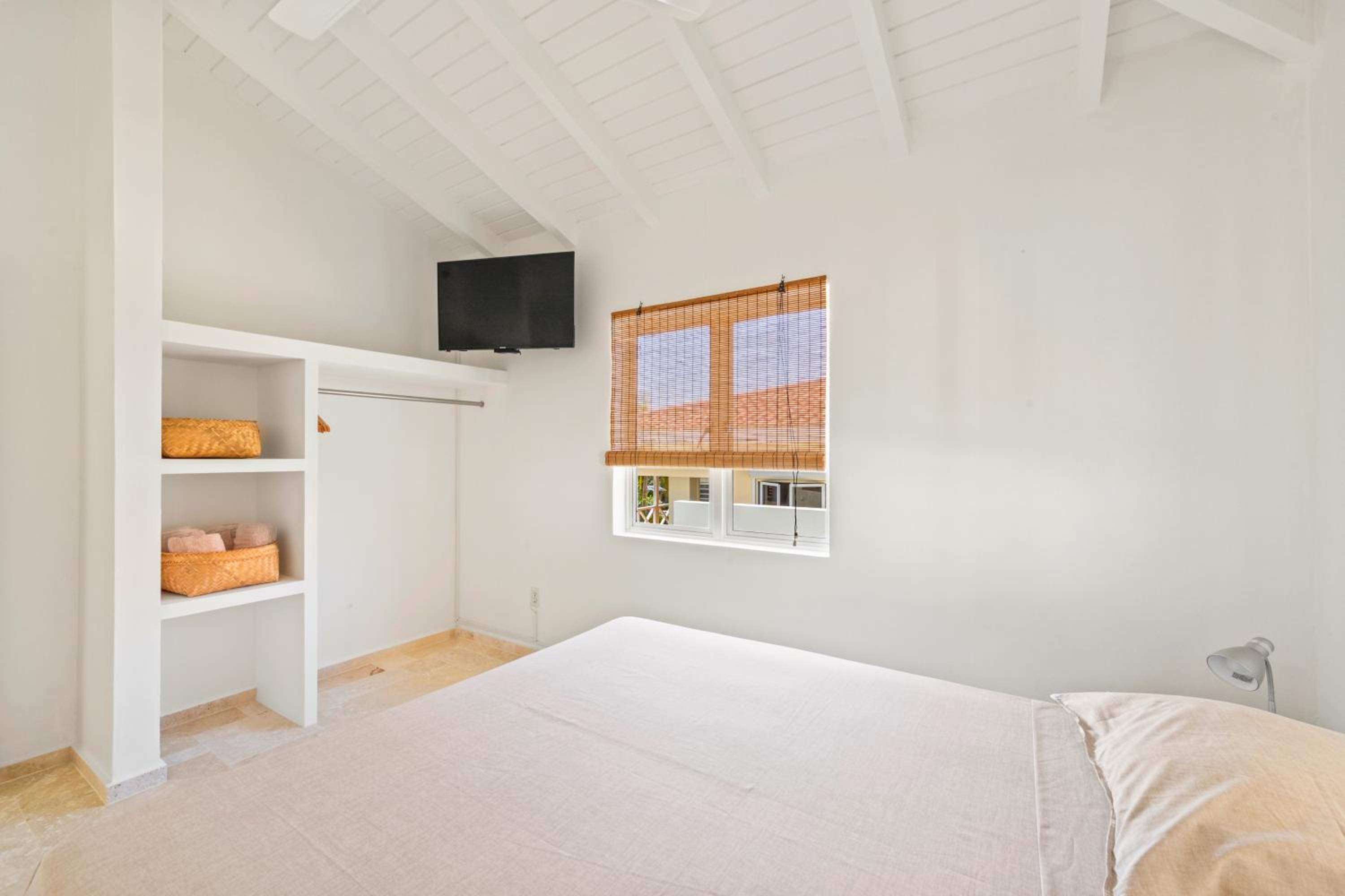 Casa Prikichi, Jan Thiel , gated park, private pool and close to the beach