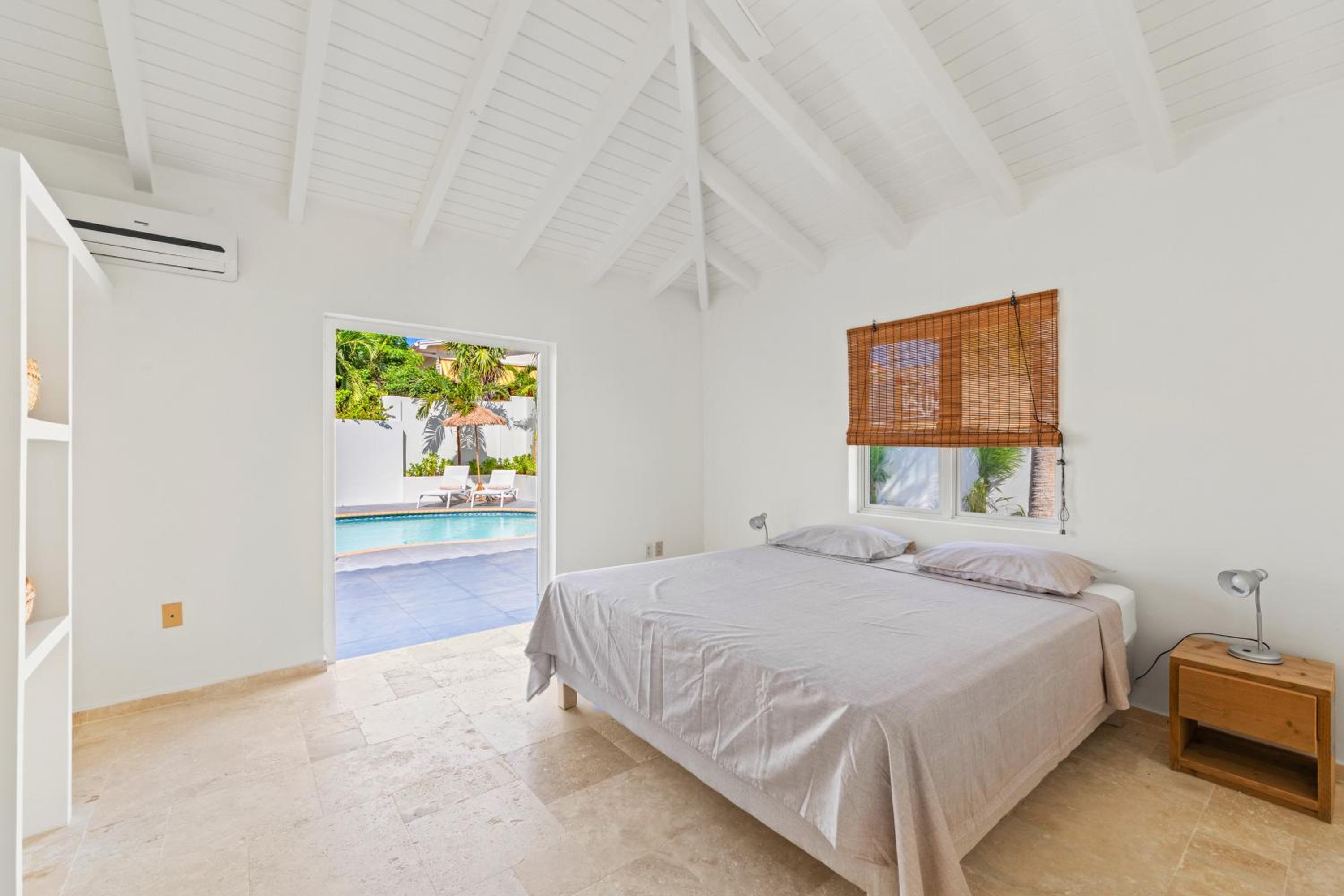 Casa Prikichi, Jan Thiel , gated park, private pool and close to the beach