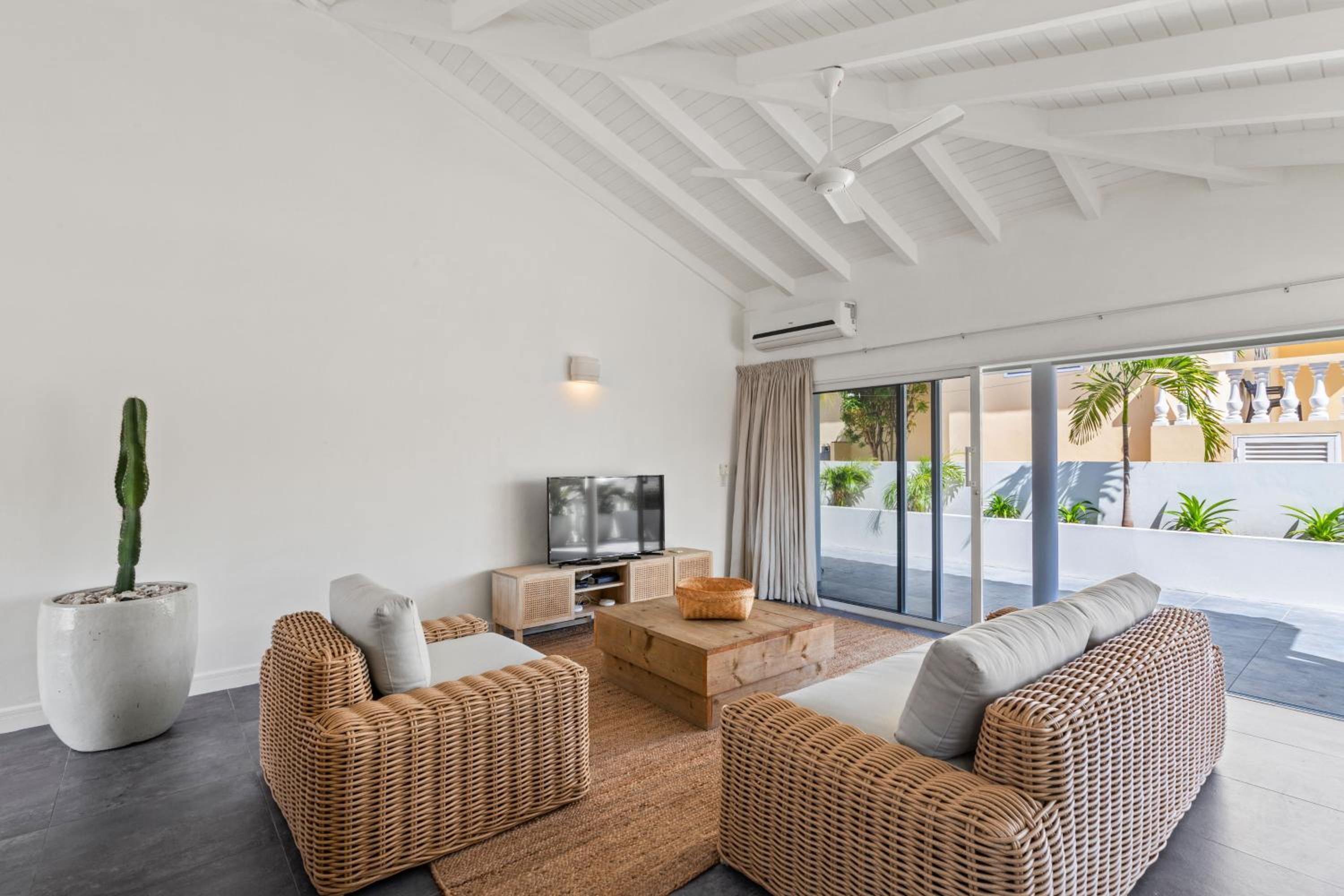 Casa Prikichi, Jan Thiel , gated park, private pool and close to the beach