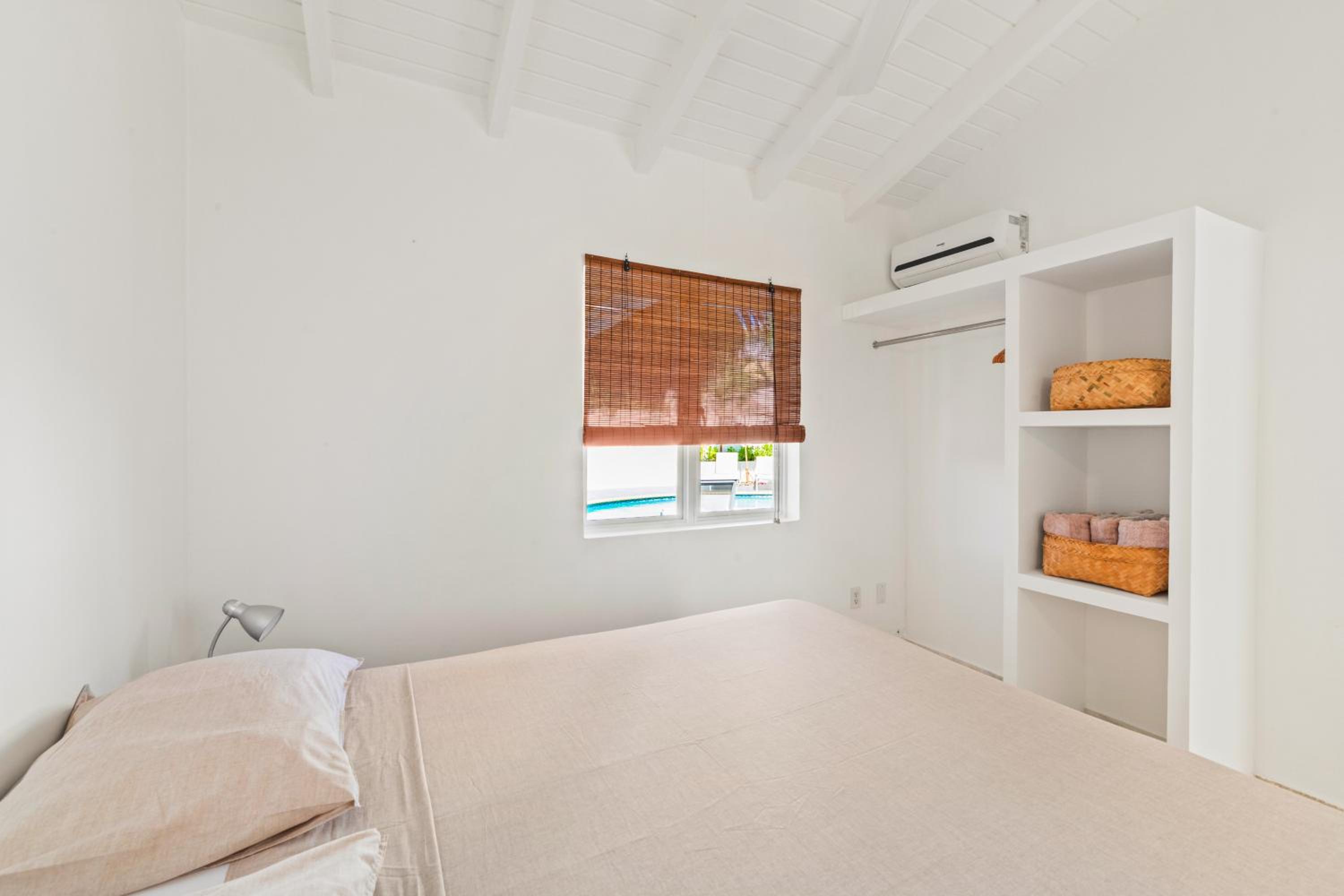 Casa Prikichi, Jan Thiel , gated park, private pool and close to the beach