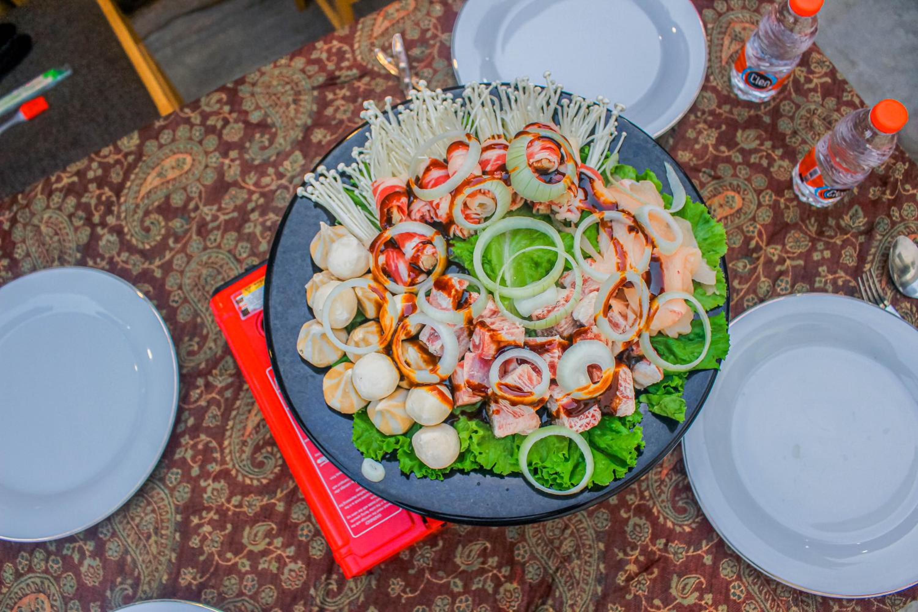 dining