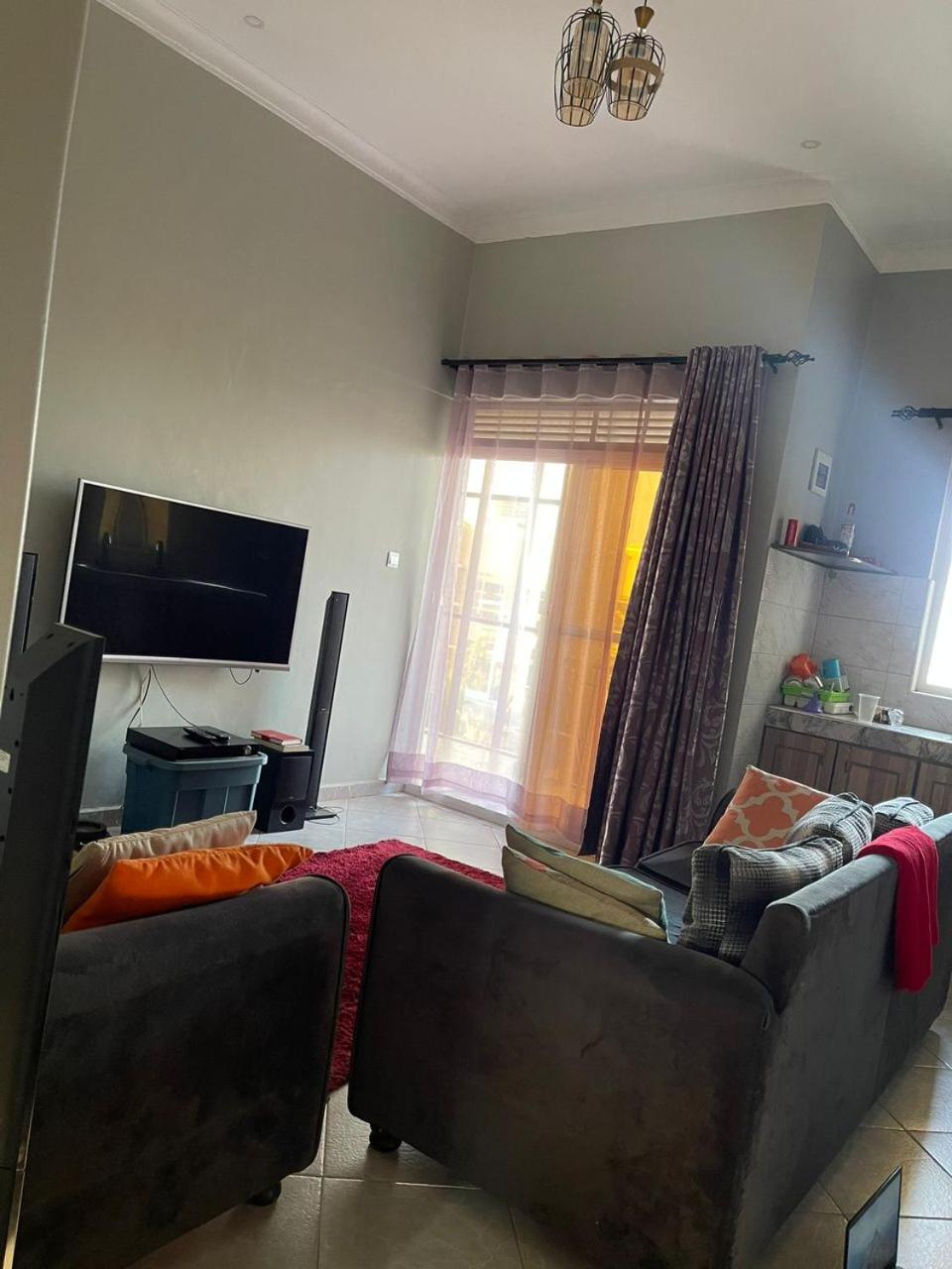 Ora Apartments