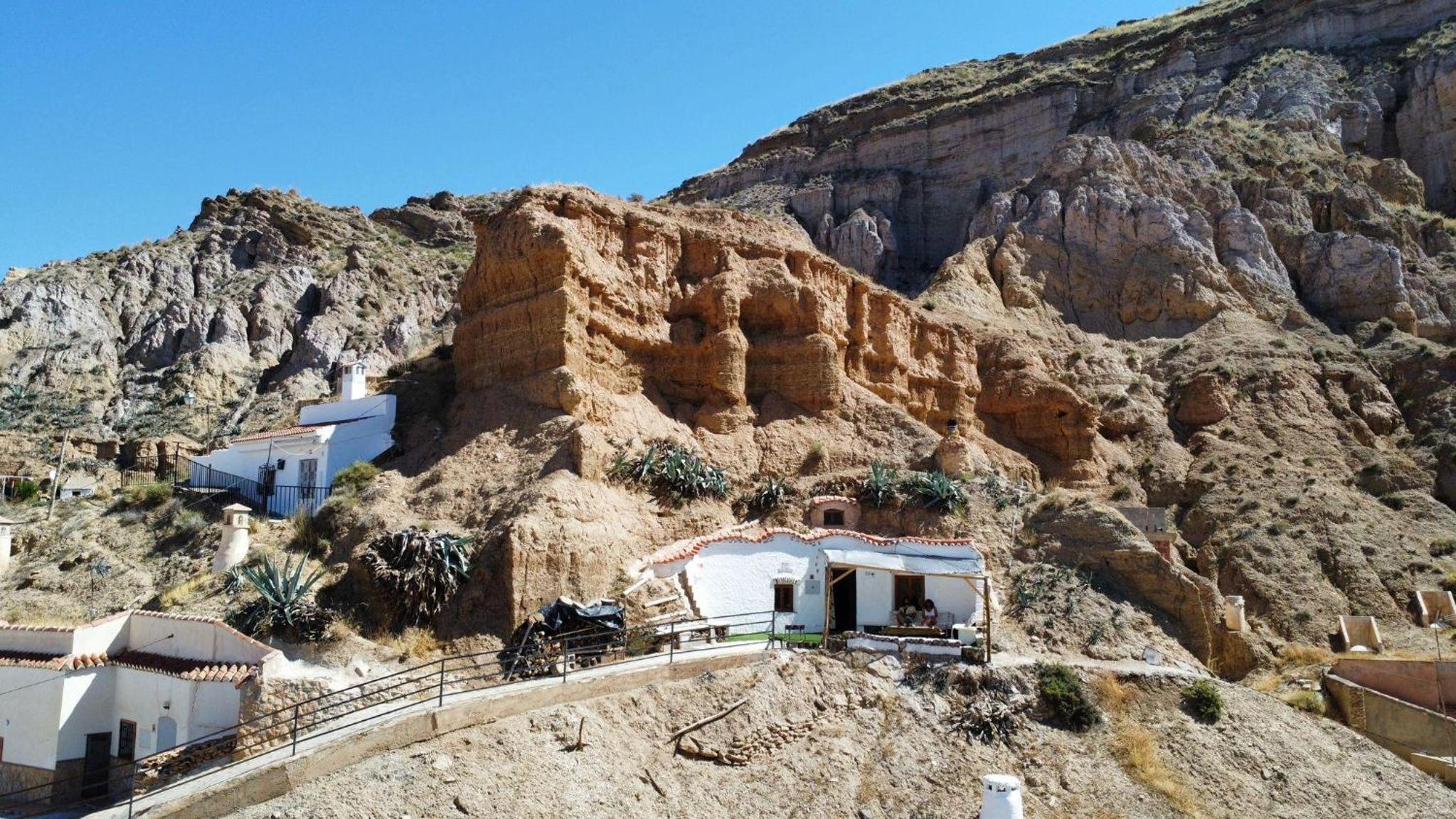 Creatively designed CaveHouse with jacuzzi