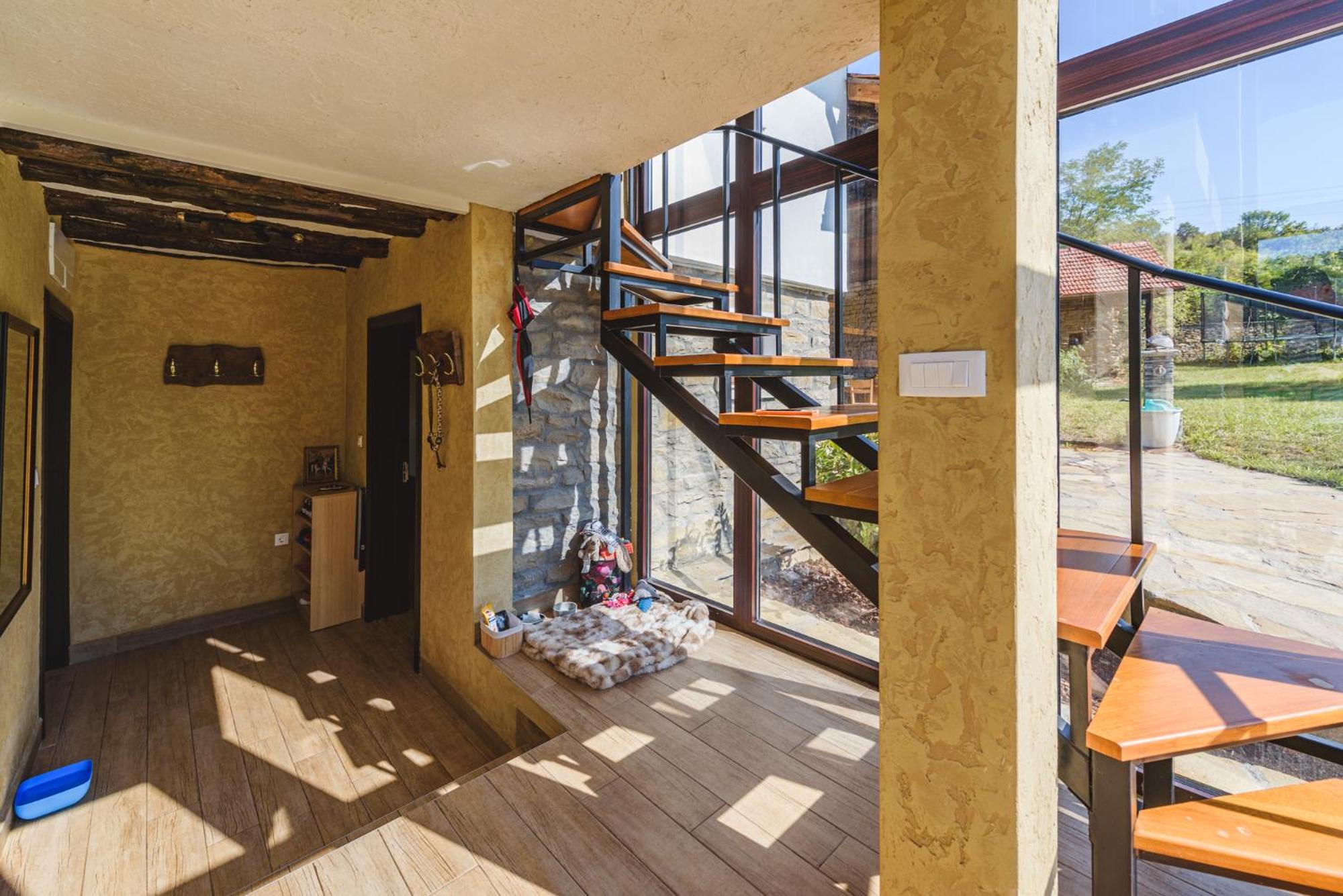 Guest House 