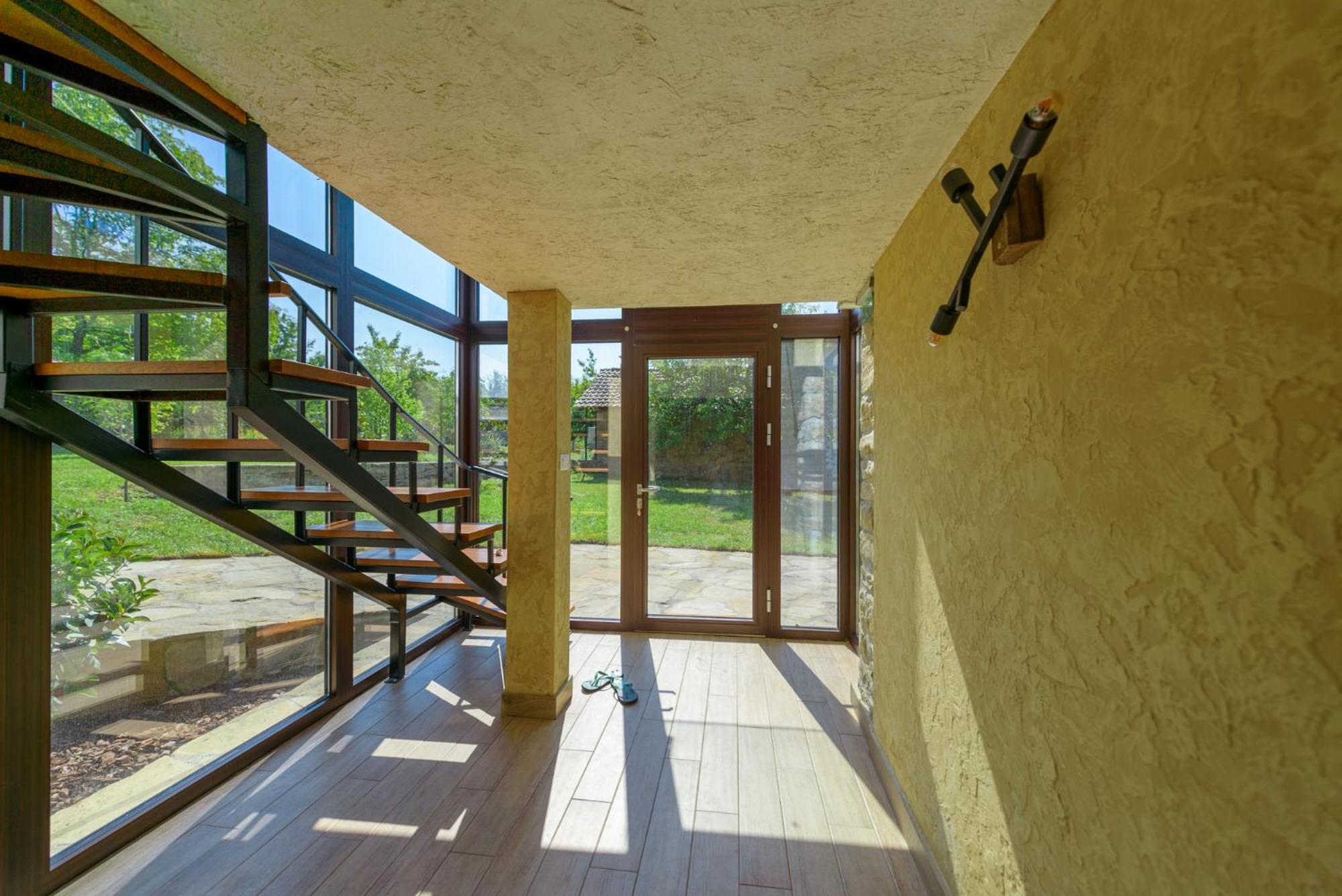 Guest House 