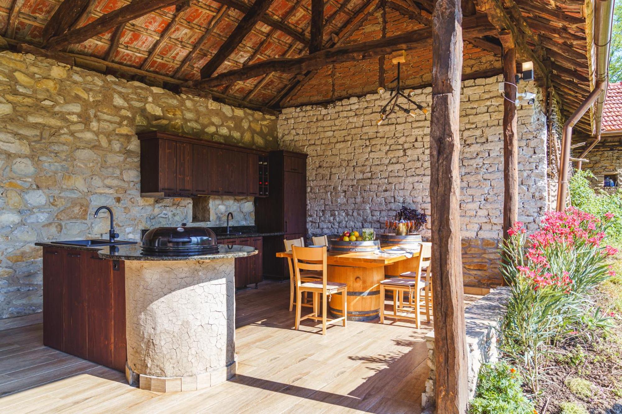 Guest House 