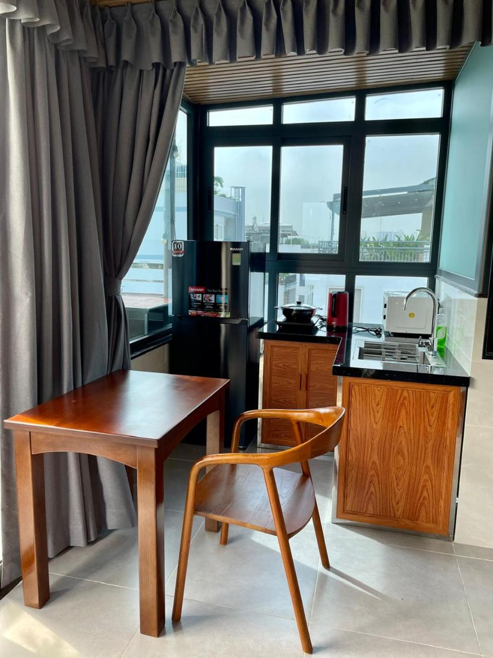 Uncle Anh Serviced Apartments