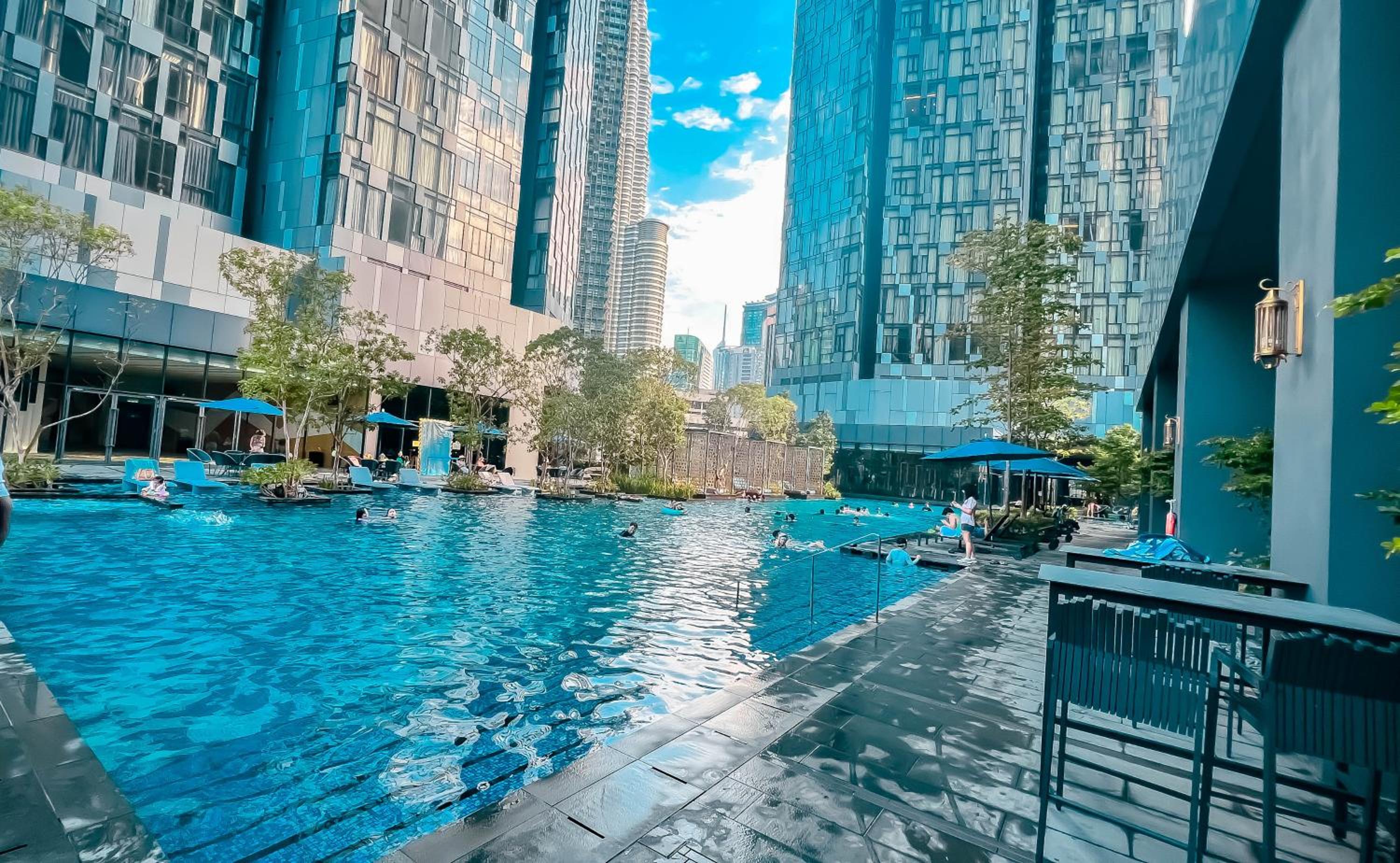 Family comfy 2BR at Star residence2 KLCC