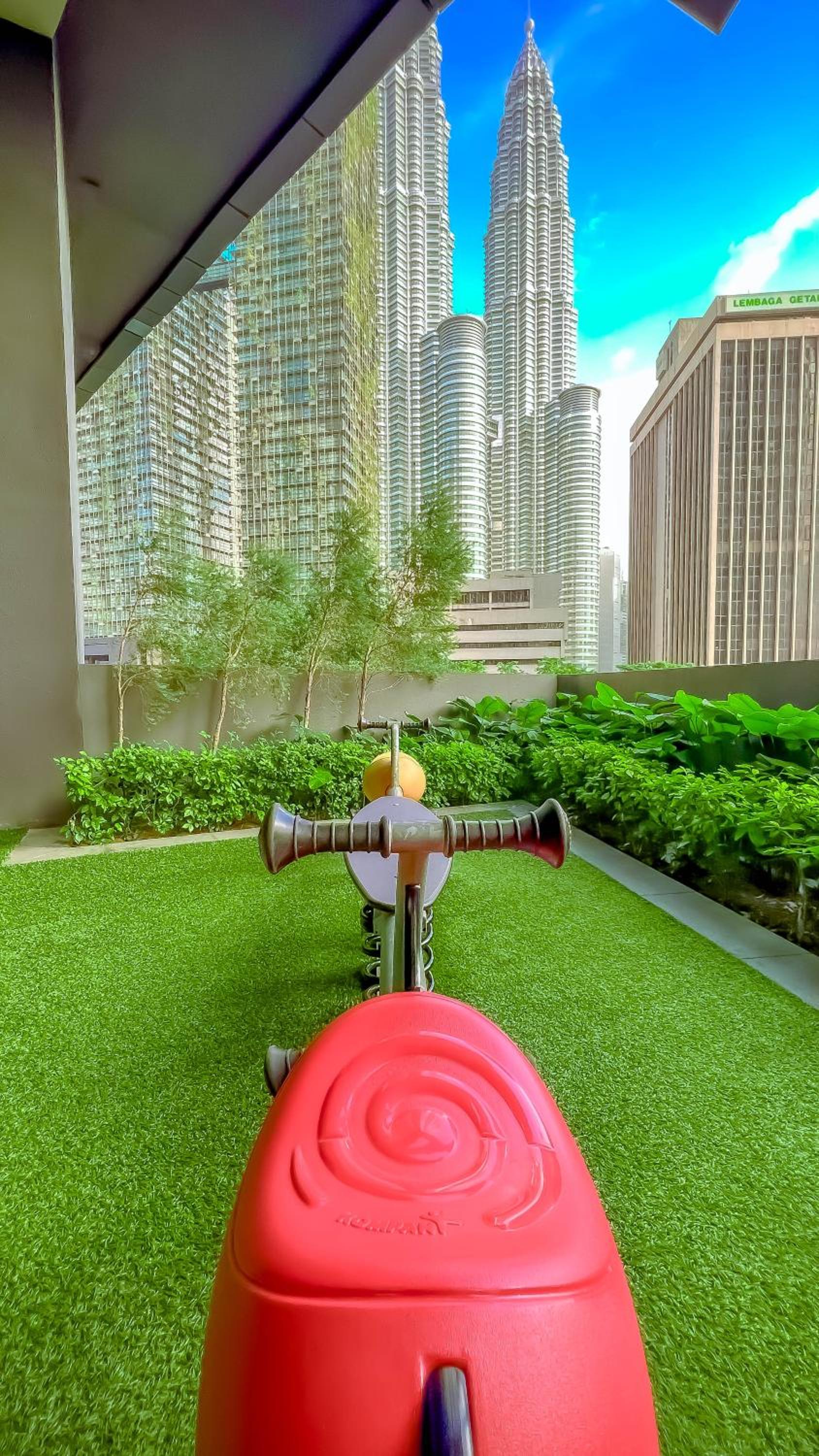 Family comfy 2BR at Star residence2 KLCC