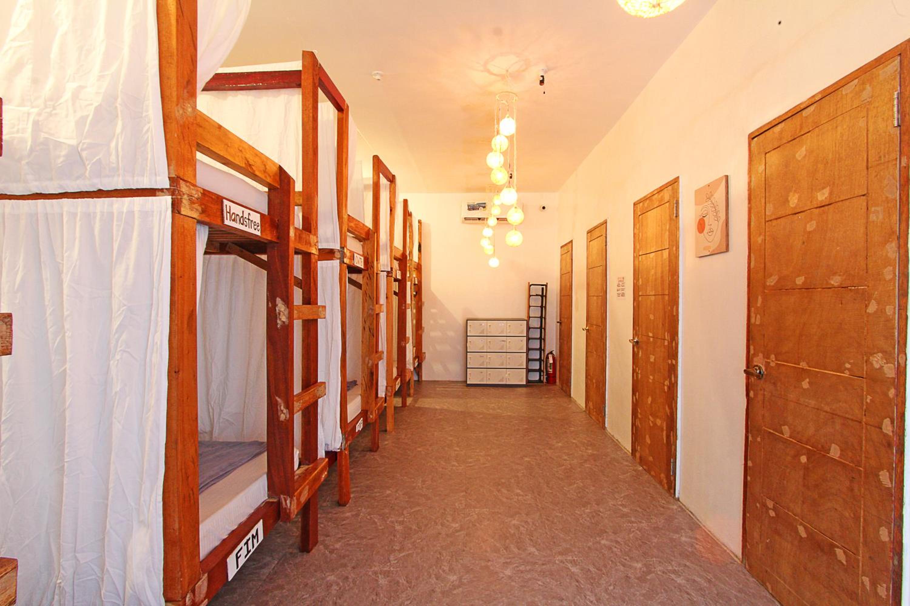 Ozen Freediving Hostel view 3
